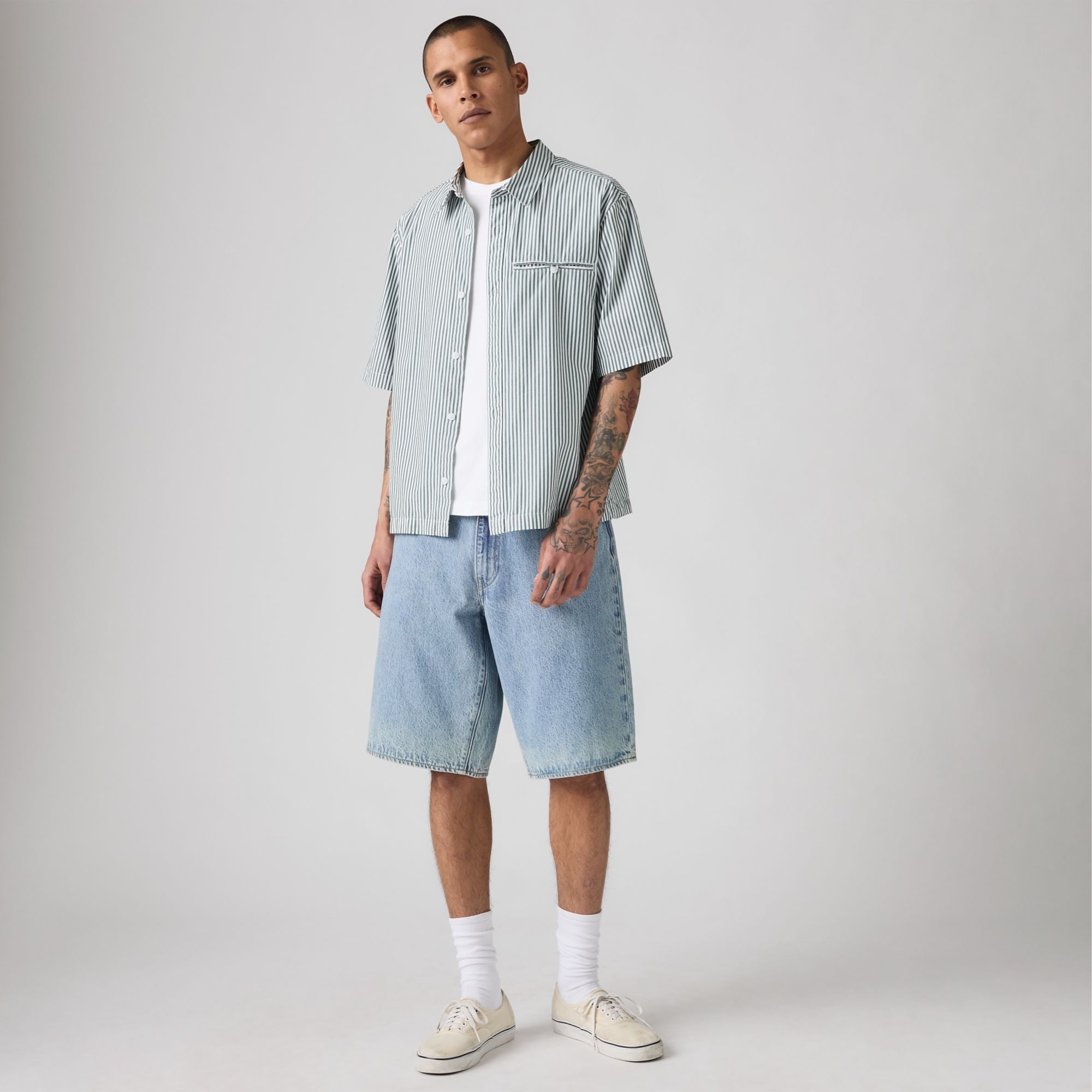 Men's 478 Baggy Cargo Shorts with Laidback '90s Style