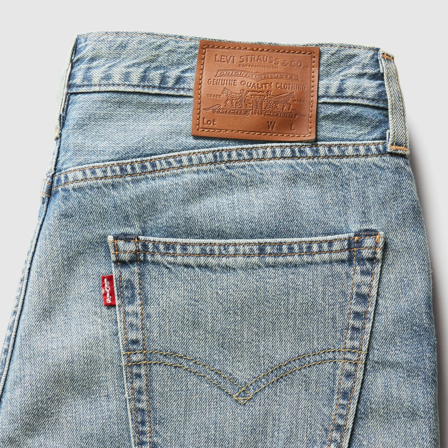 Levi’s® Men's 568™ Loose Straight Lightweight Jeans