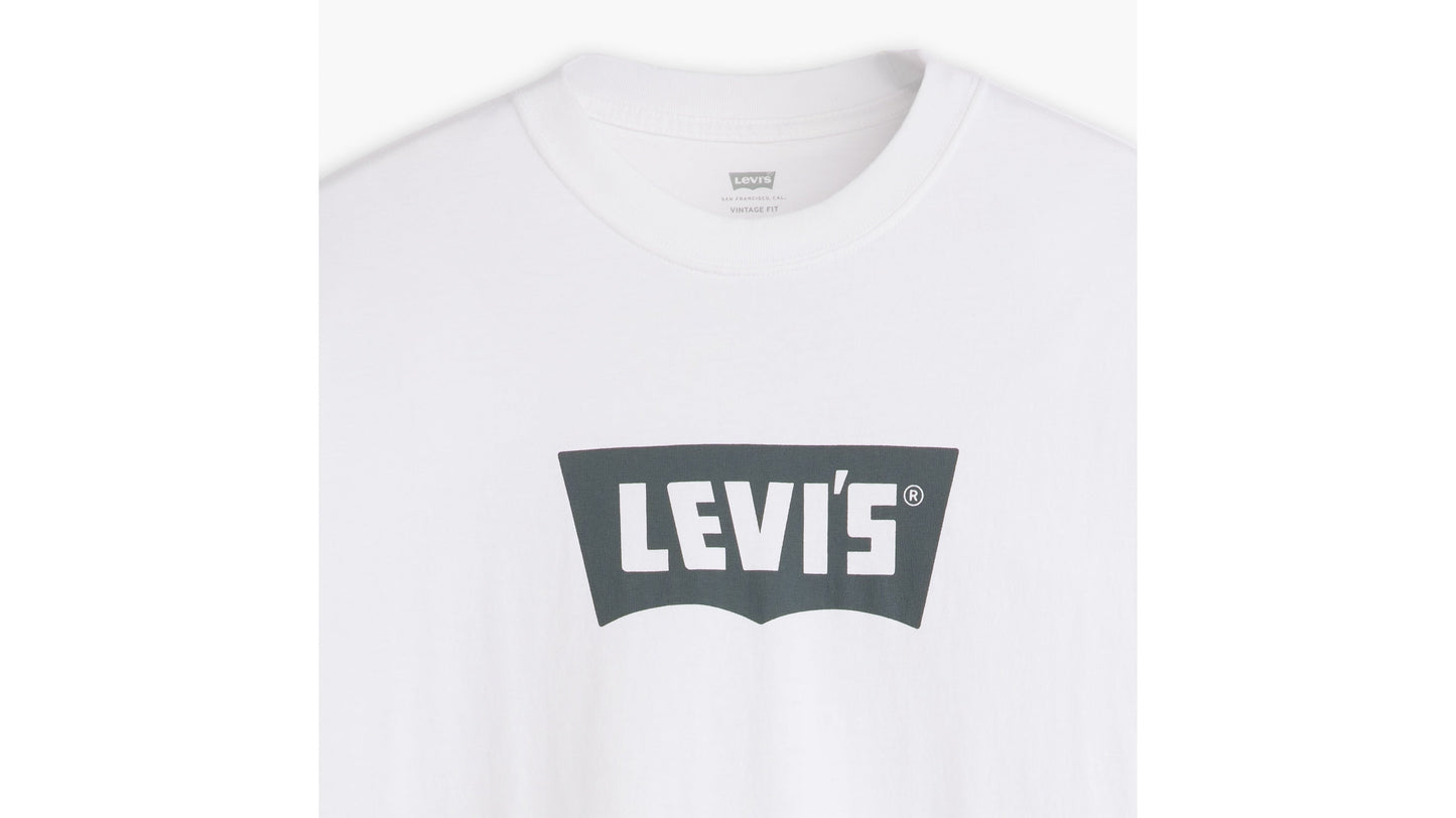 Close-up of Levi's Men's Vintage Batwing T-Shirt logo on white cotton