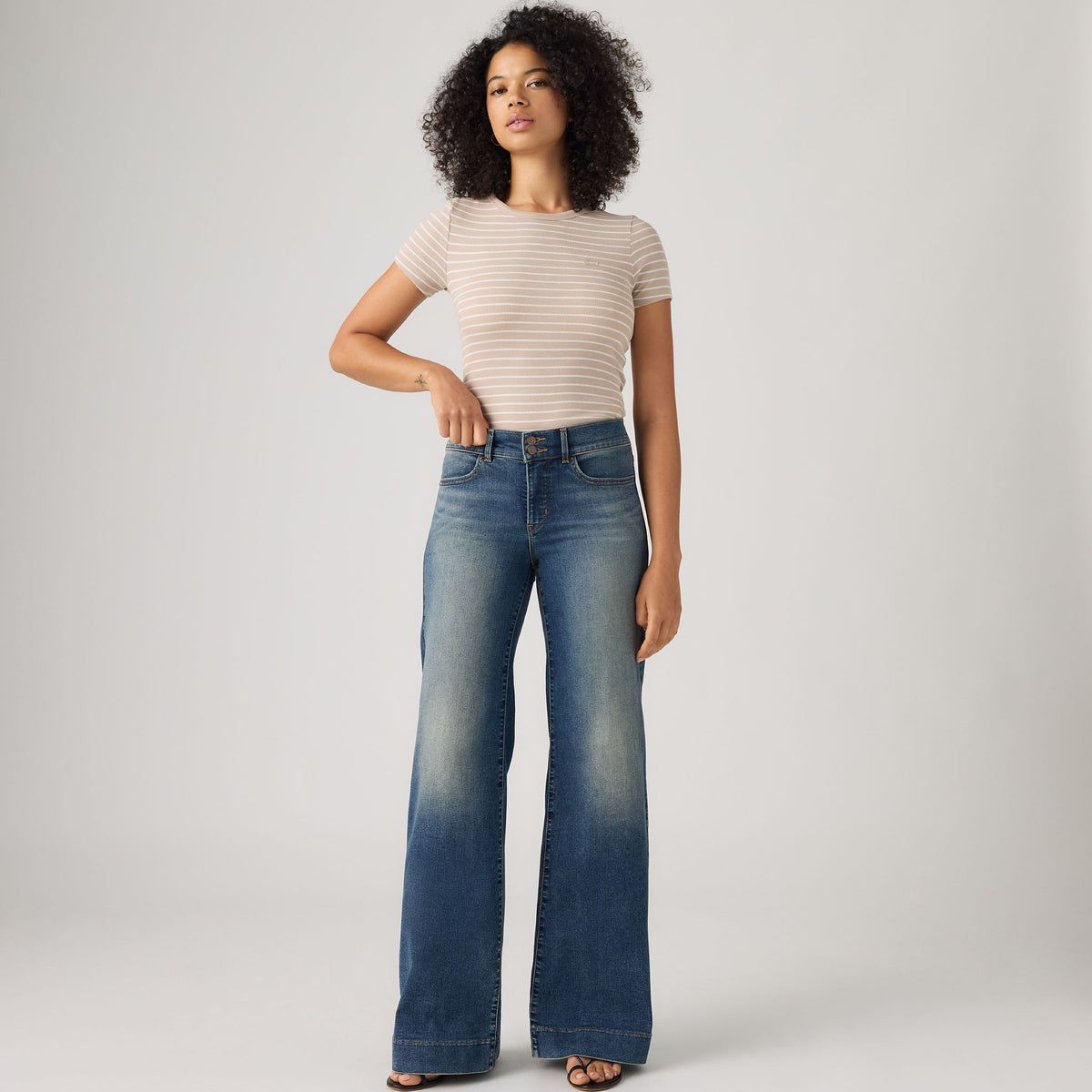 Levi's® Women's 318 Tailored Wide-Leg Jeans SCL