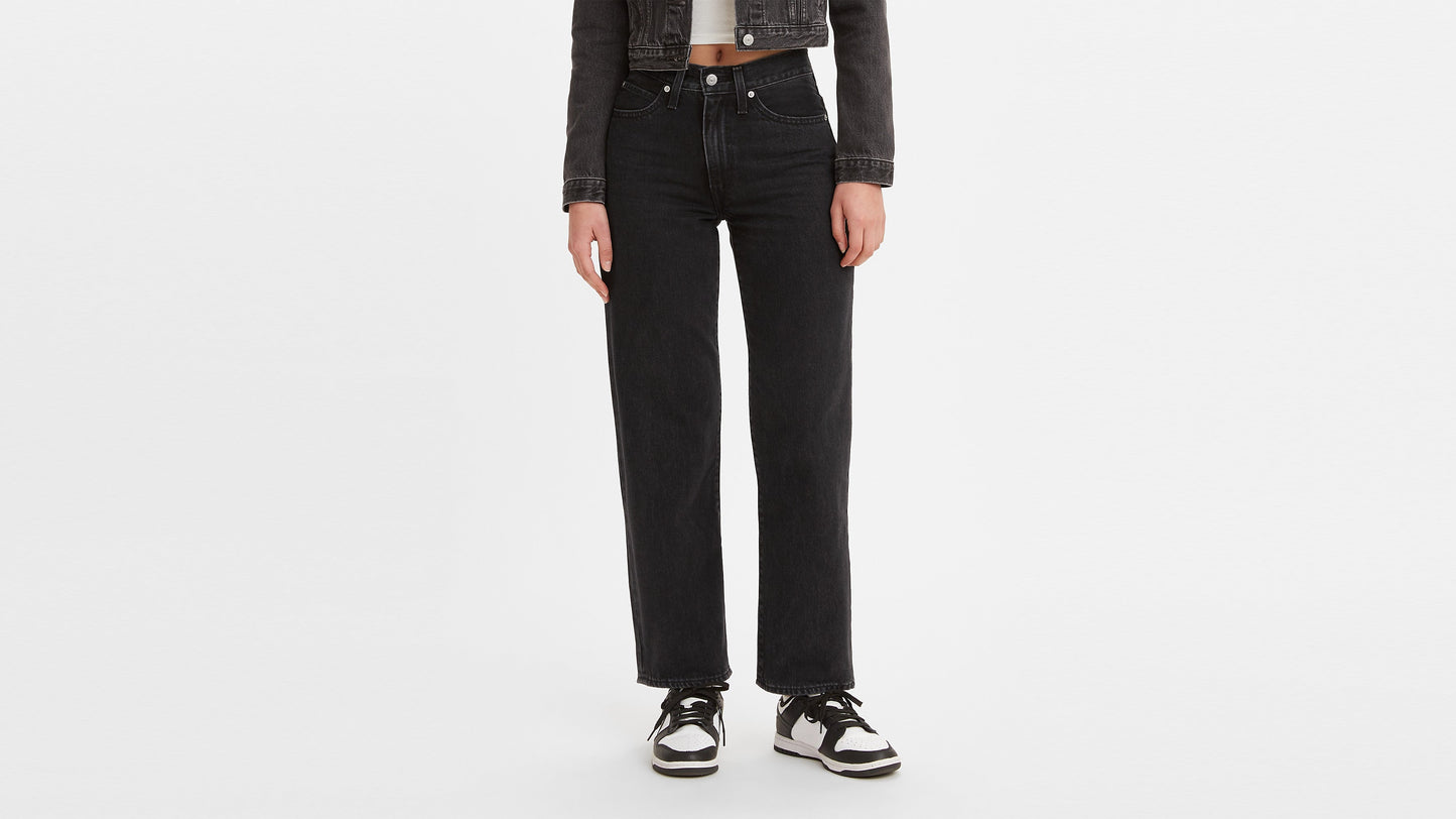 Cropped front view of Levi’s women’s 94 Baggy Jeans in blue