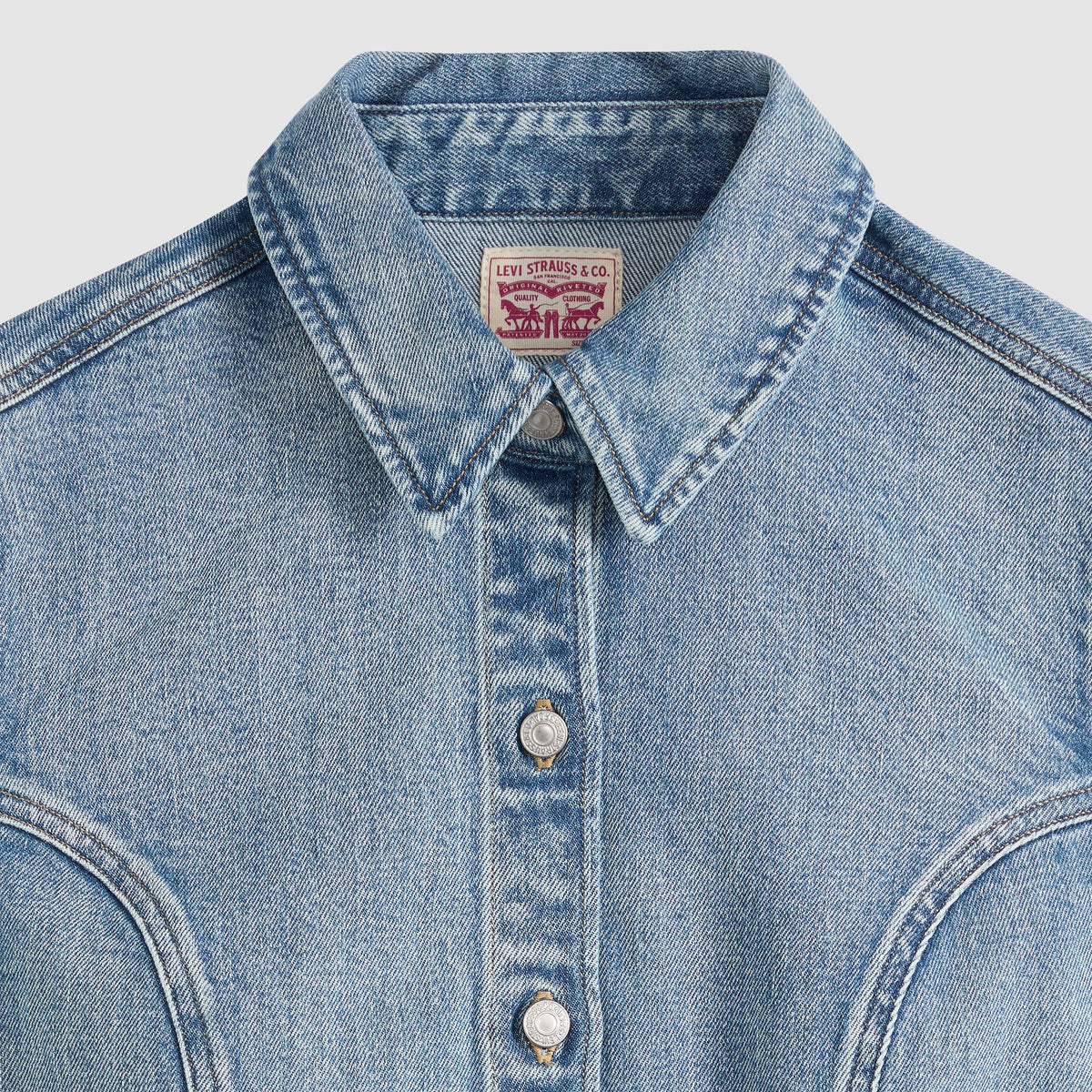 Levi's® Women's Short-Sleeve Shaped Denim Shirt
