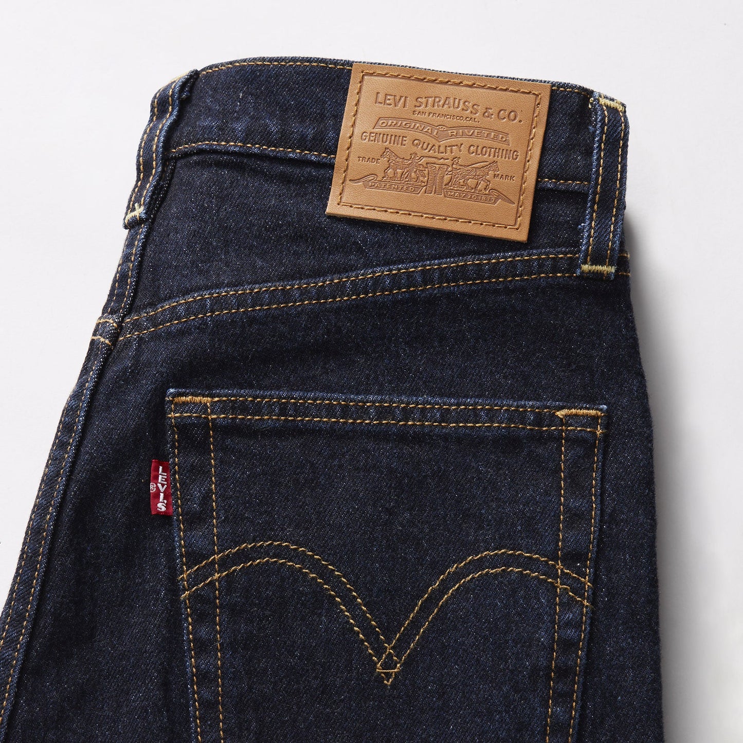 Levi’s® Women’s Ribcage Full-Length Jeans