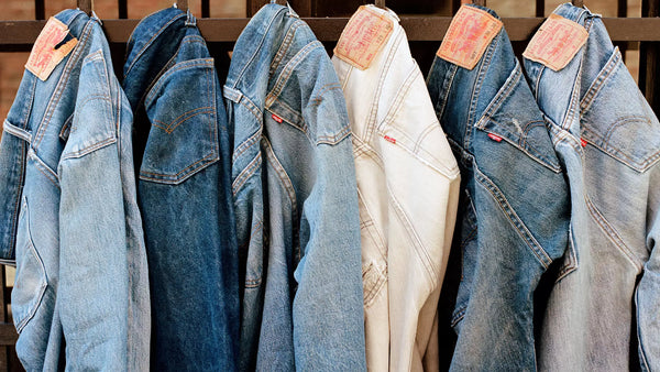 HOW TO WASH AND DRY YOUR JEANS