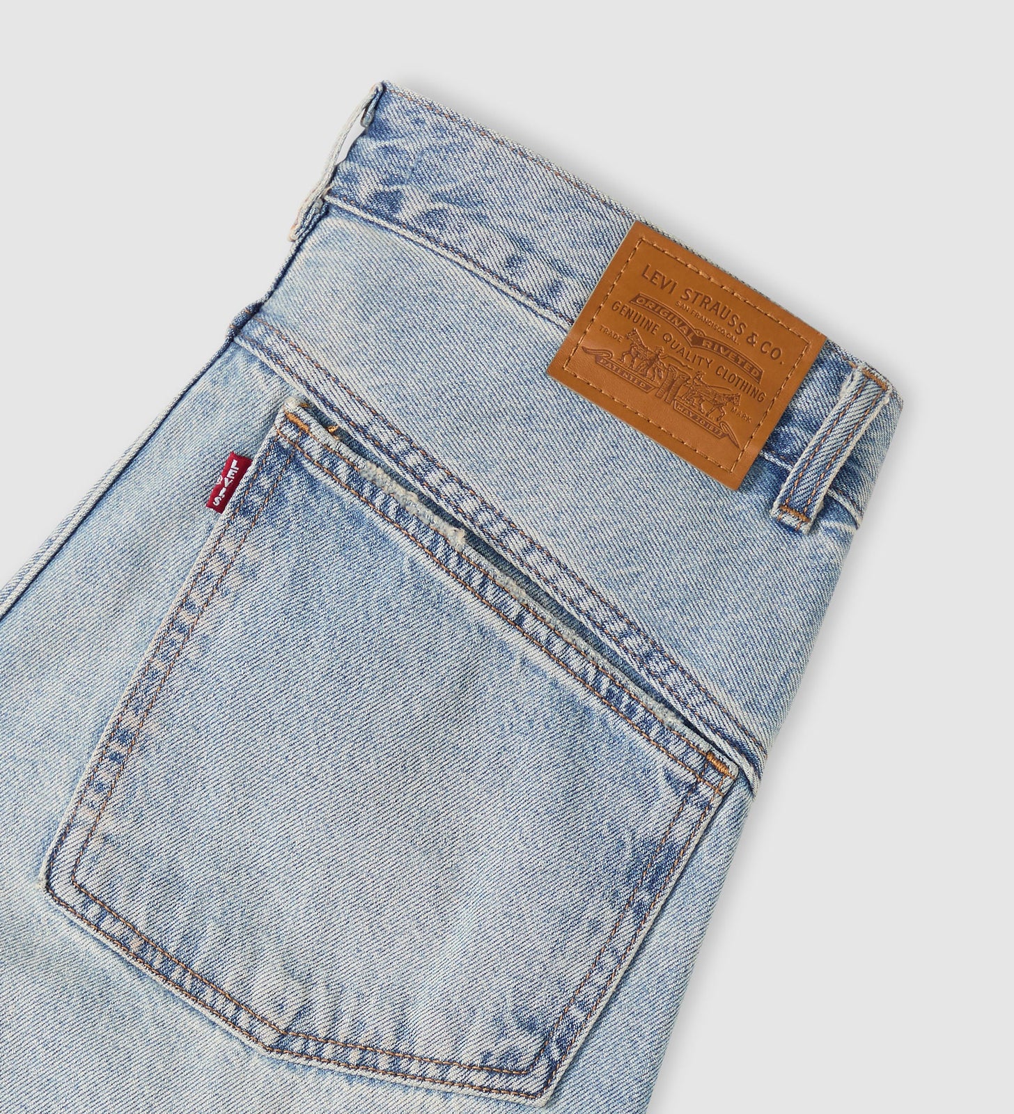 Main 7 - Levi's® Women's Super Baggy Barrel Jeans - 003NF0005