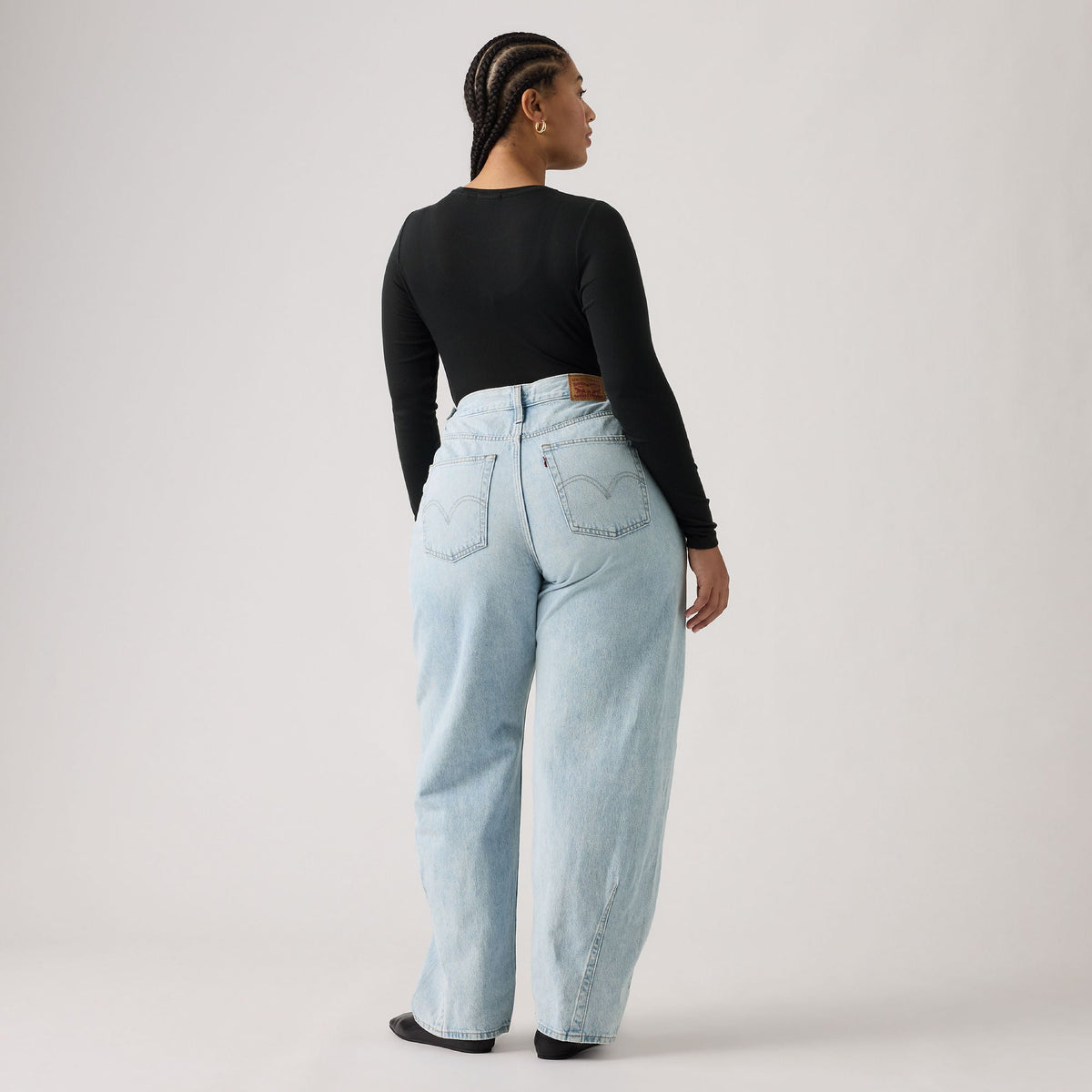 Levi's® Women's Cinch Barrel Jeans