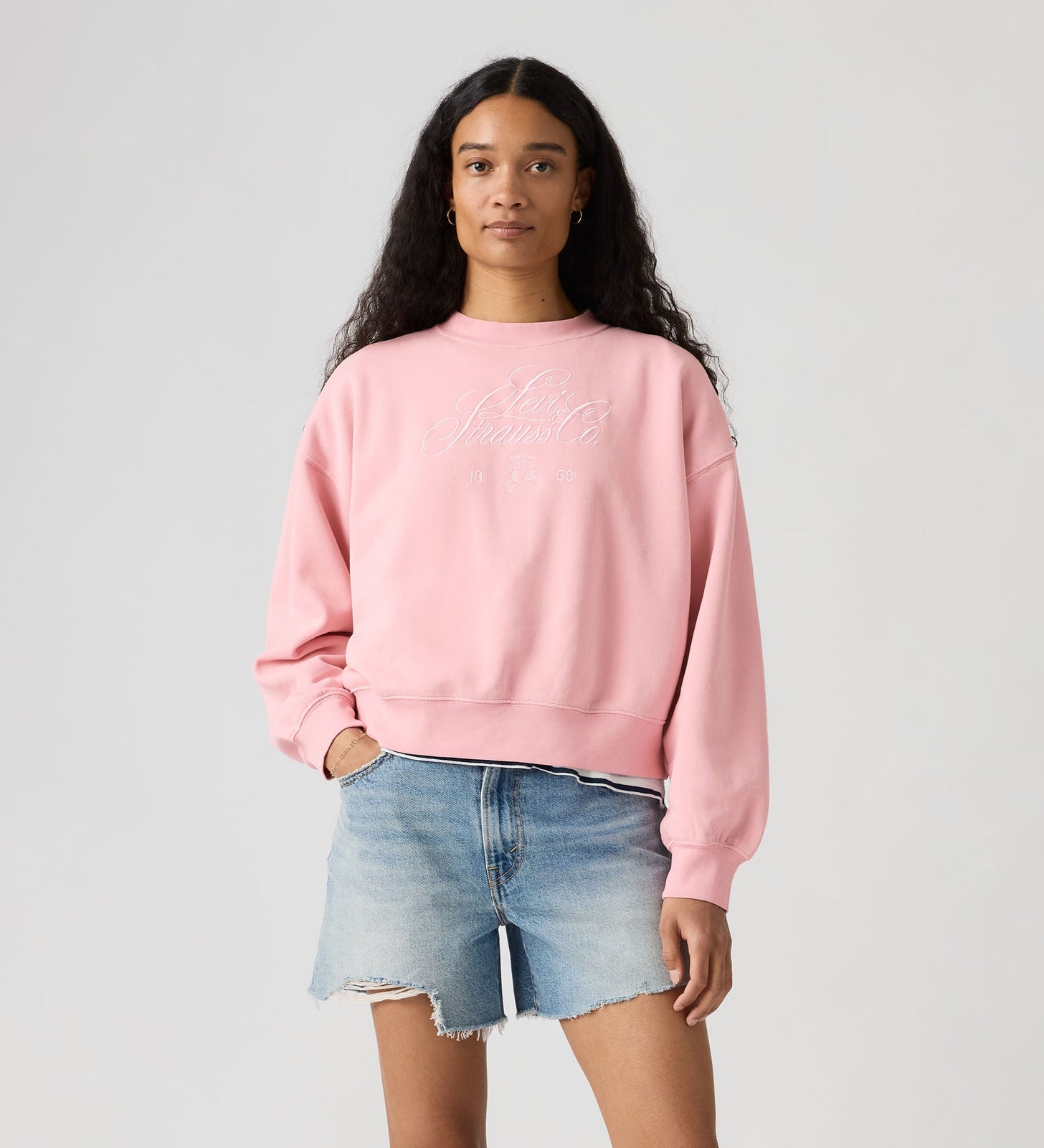 Main 1 - Levi's® Women's Graphic Vintage Boxy Sweatshirt - 005OZ0014