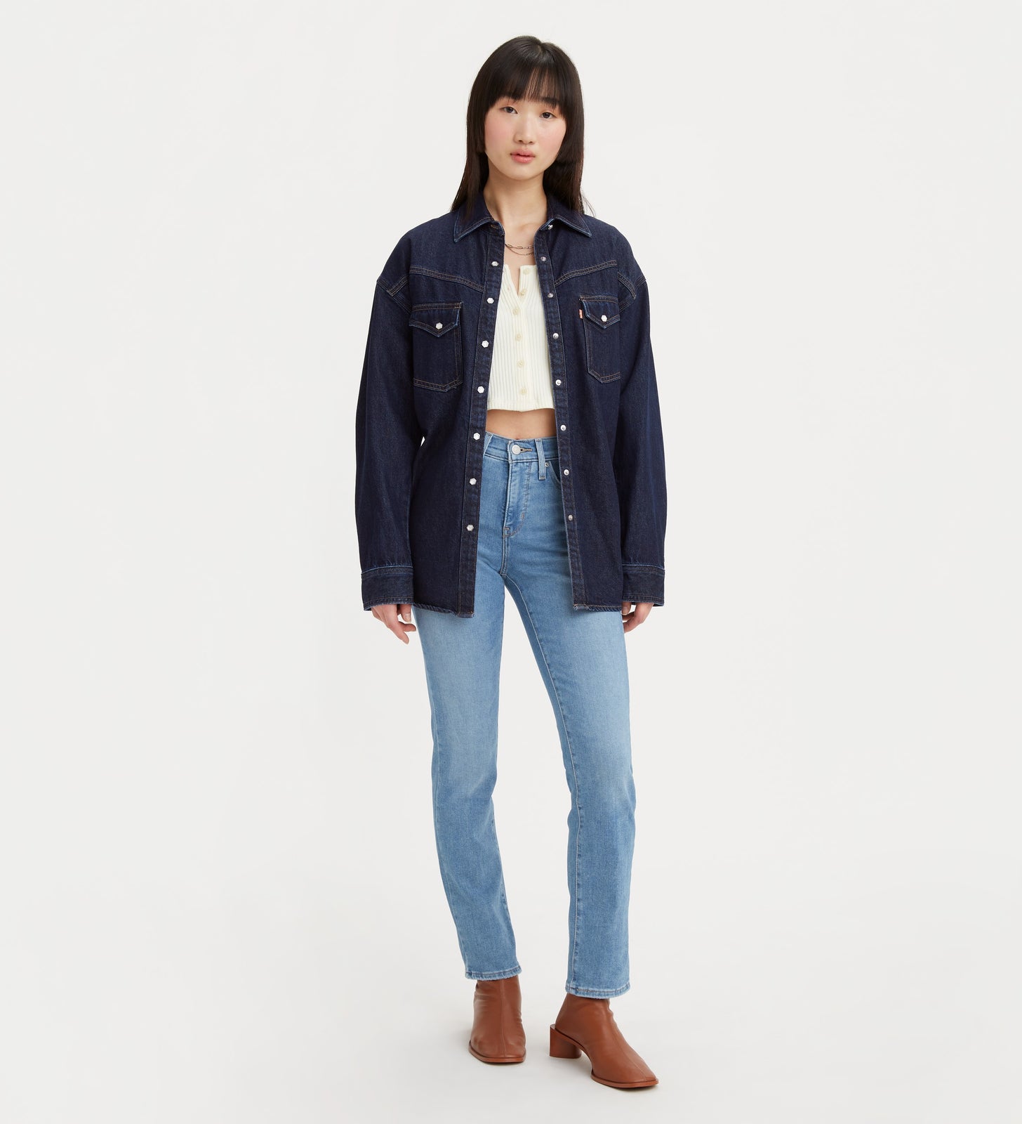 Main 1 - Levi’s® Women's 312 Shaping Slim Jeans - 196270191