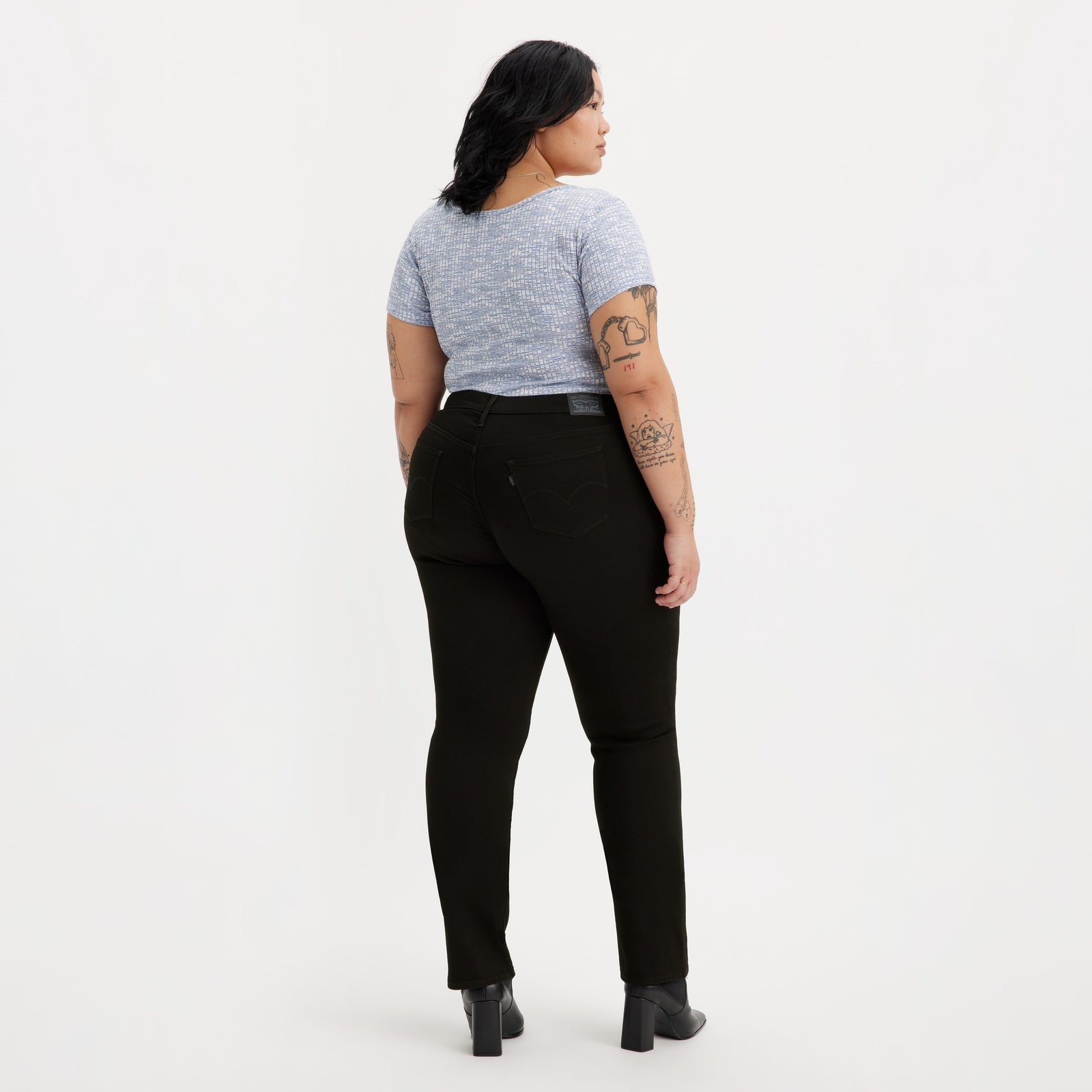 Main 2 - Levi’s® Women's 314 Shaping Straight Jeans - 196410058