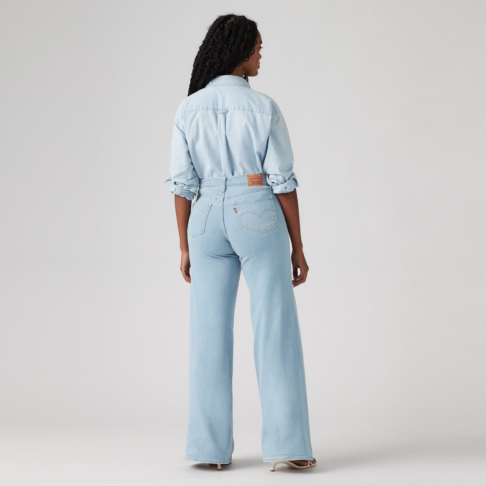Main 2 - Levi's® Women's 318 Shaping Wide Leg Jeans - 001PZ0004