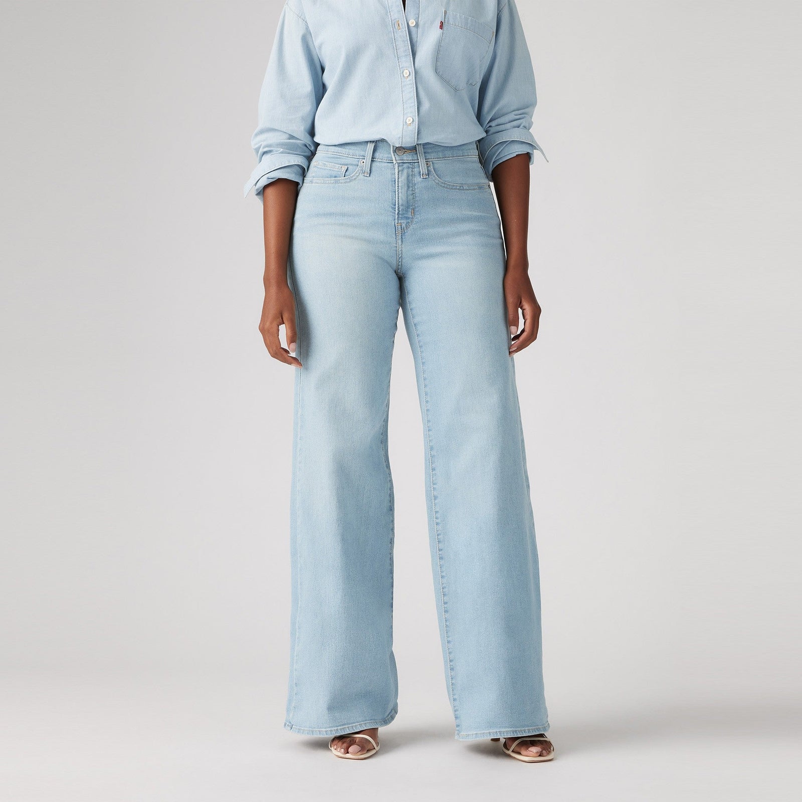 Main 5 - Levi's® Women's 318 Shaping Wide Leg Jeans - 001PZ0004