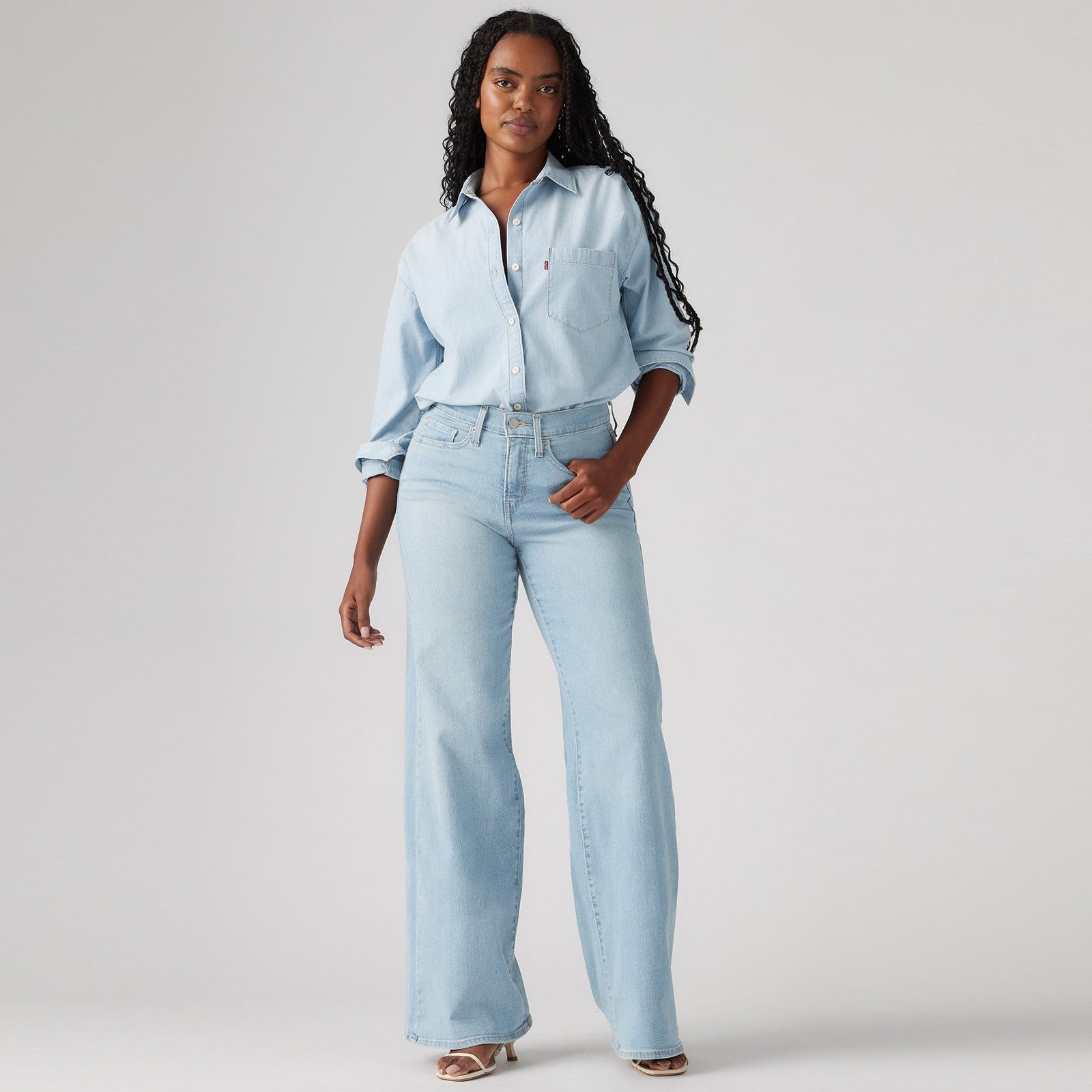 Main 1 - Levi's® Women's 318 Shaping Wide Leg Jeans - 001PZ0004