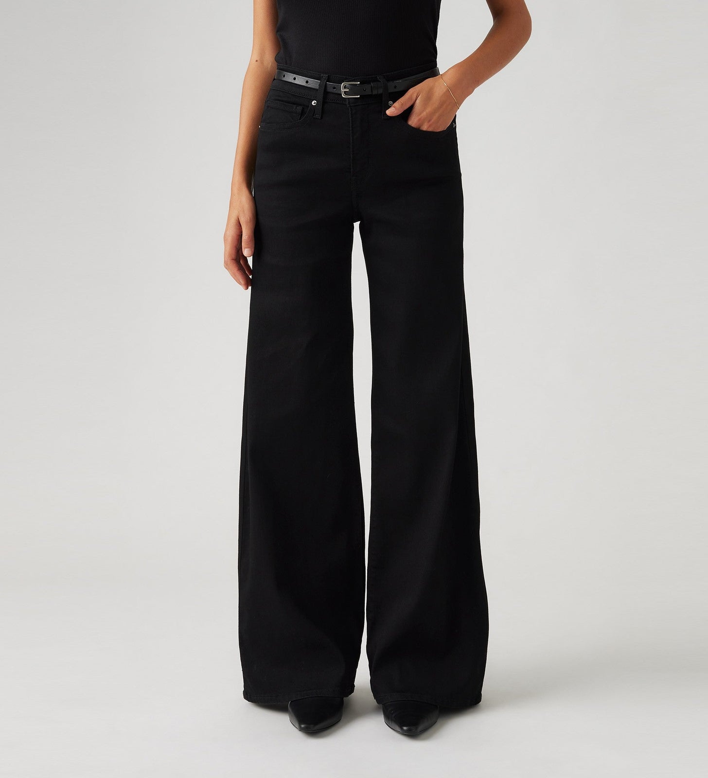 Main 5 - Levi's® Women's 318 Shaping Wide Leg Jeans - 001PZ0005