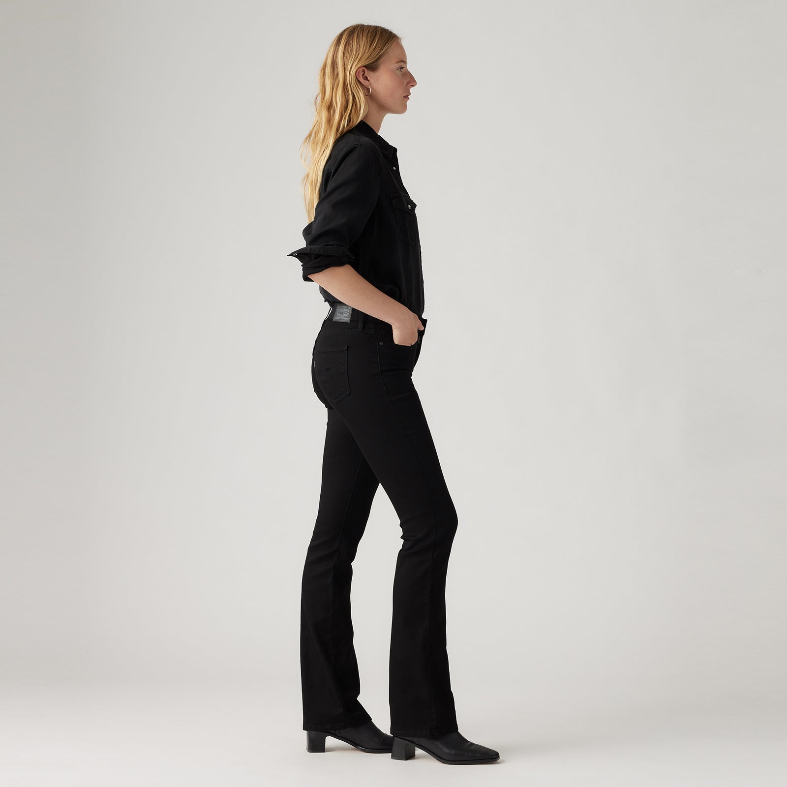 Main 2 - Levi’s® Women's 315 Shaping Bootcut Jeans - 196320000