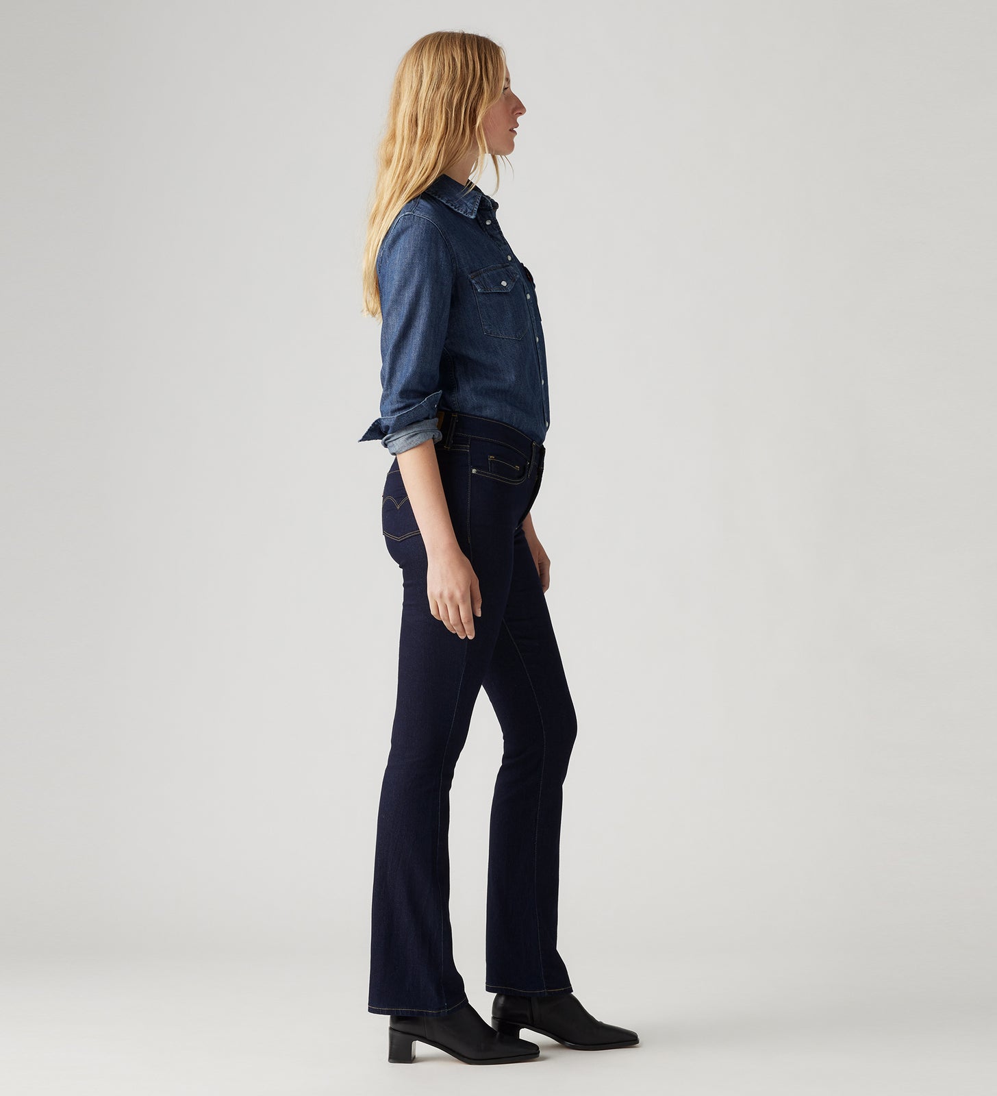 Main 2 - Levi’s® Women's 315 Shaping Bootcut Jeans - 196320001