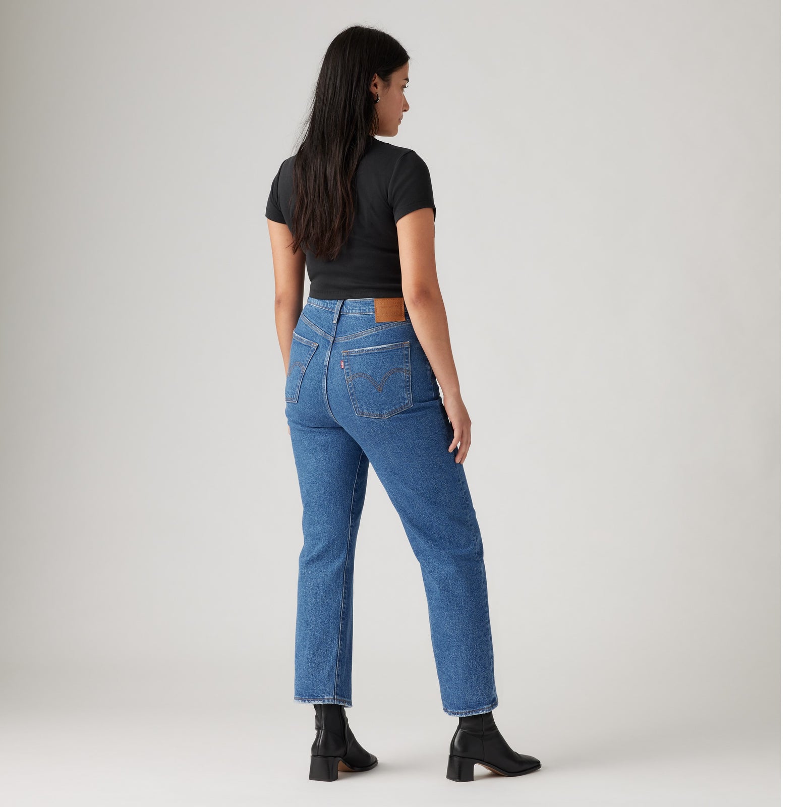 Main 2 - Levi's® Women's Ribcage Straight Ankle Jeans - 726930117