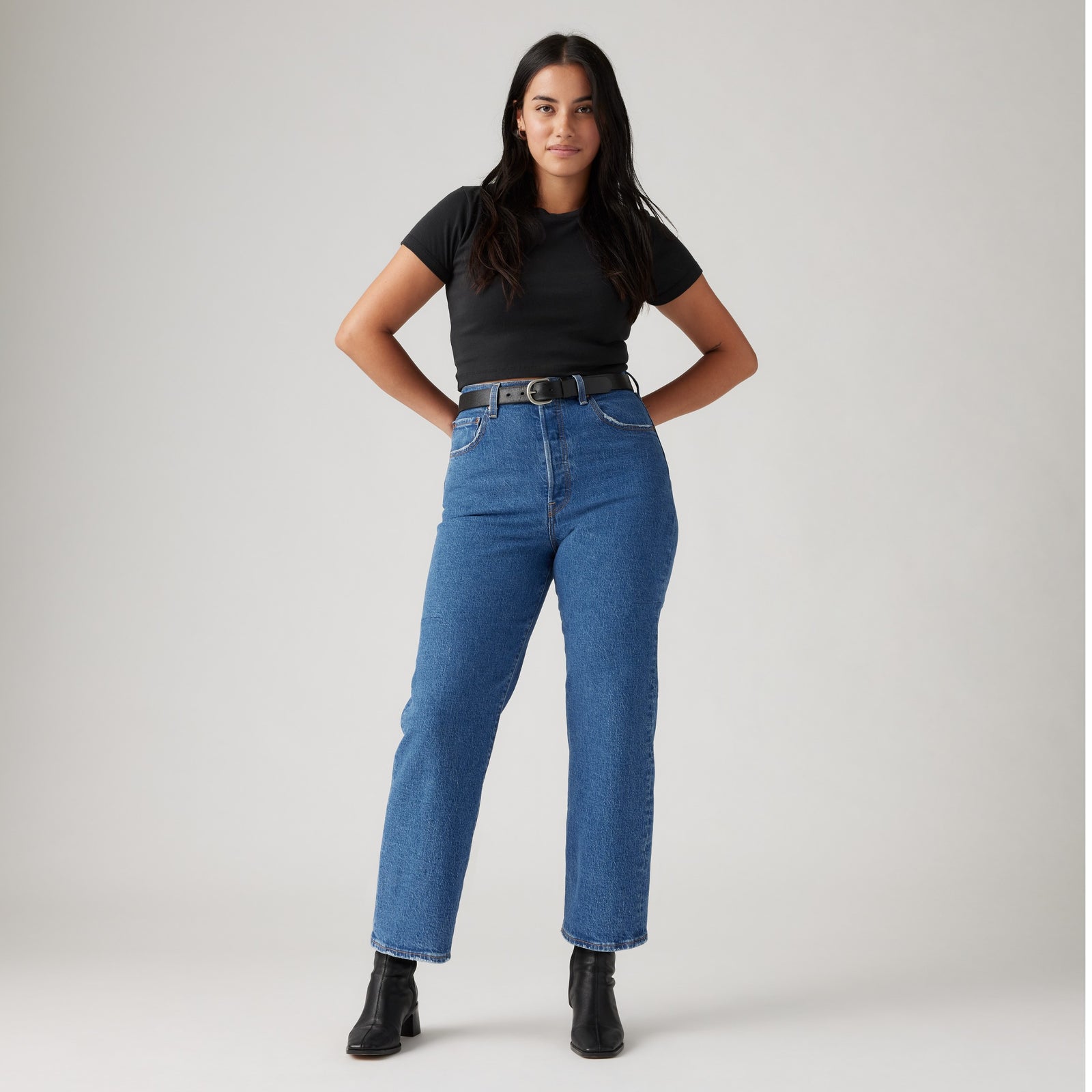 Main 1 - Levi's® Women's Ribcage Straight Ankle Jeans - 726930117