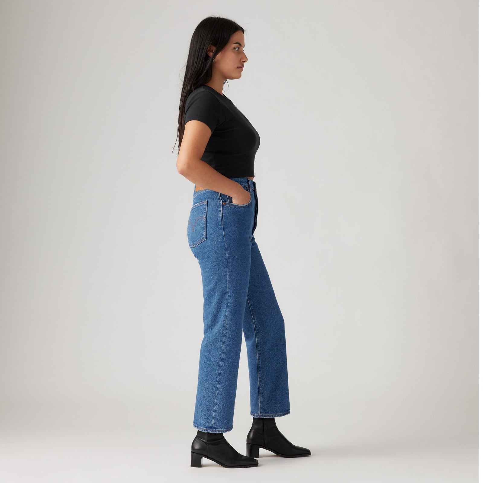 Main 3 - Levi's® Women's Ribcage Straight Ankle Jeans - 726930117