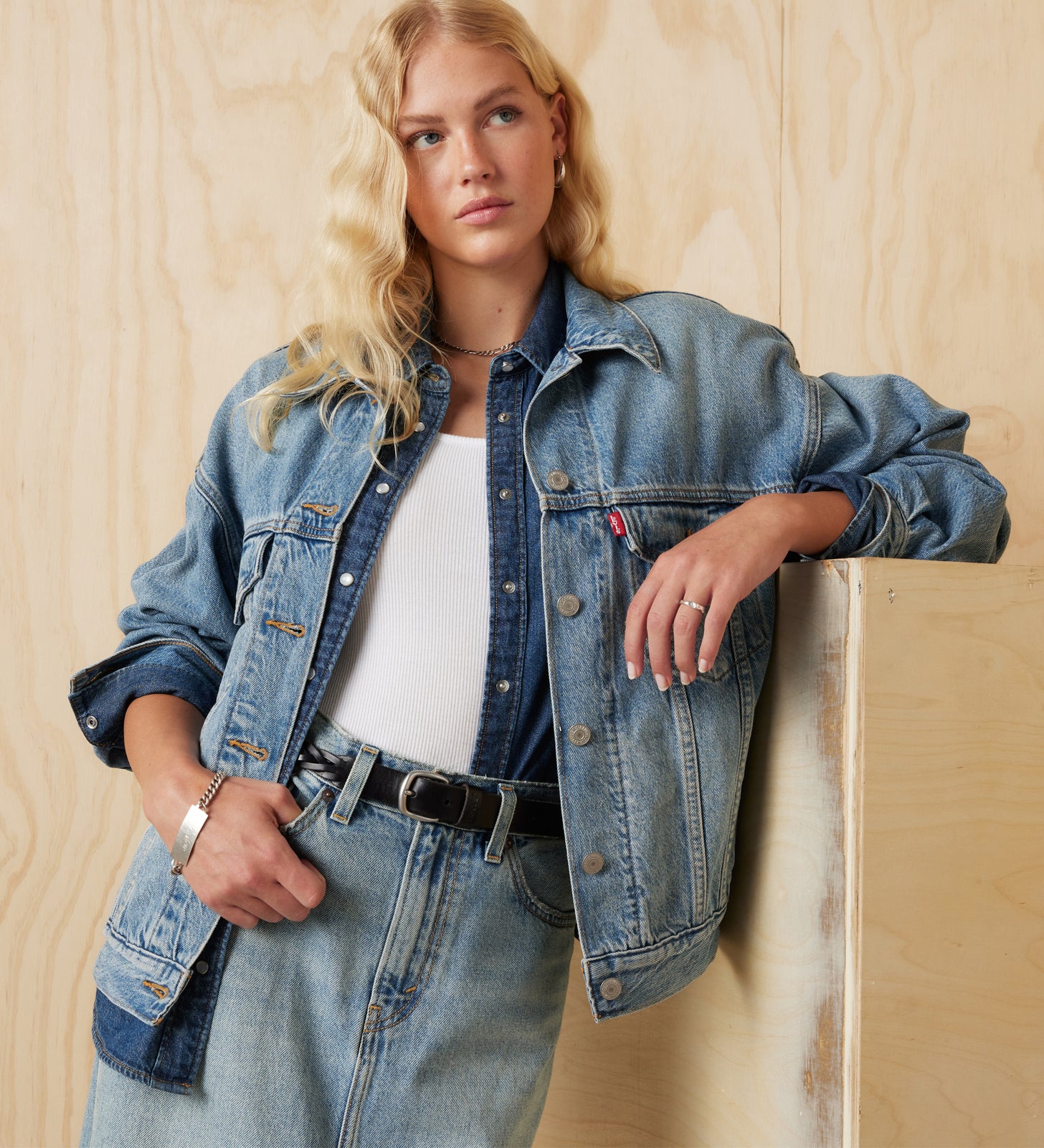Main 1 - Levi's® Women's '90s Trucker Jacket - A17430004