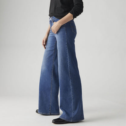 Thumbnail 4 - Levi's®  Women's 318 Shaping Wide-Leg Jeans - 001PZ0001