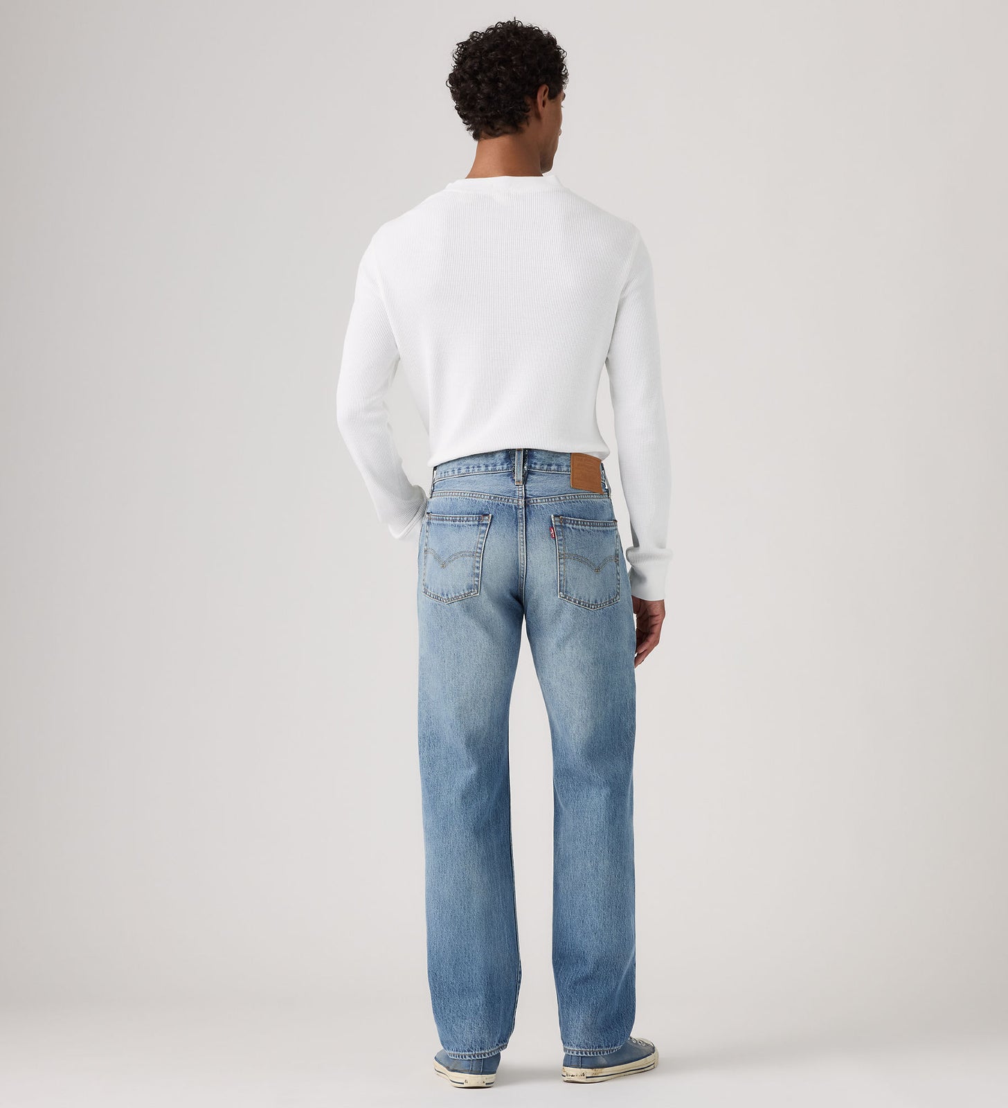 Main 2 - Levi's® Men's 555™ Relaxed Straight Jeans - 000LO0004
