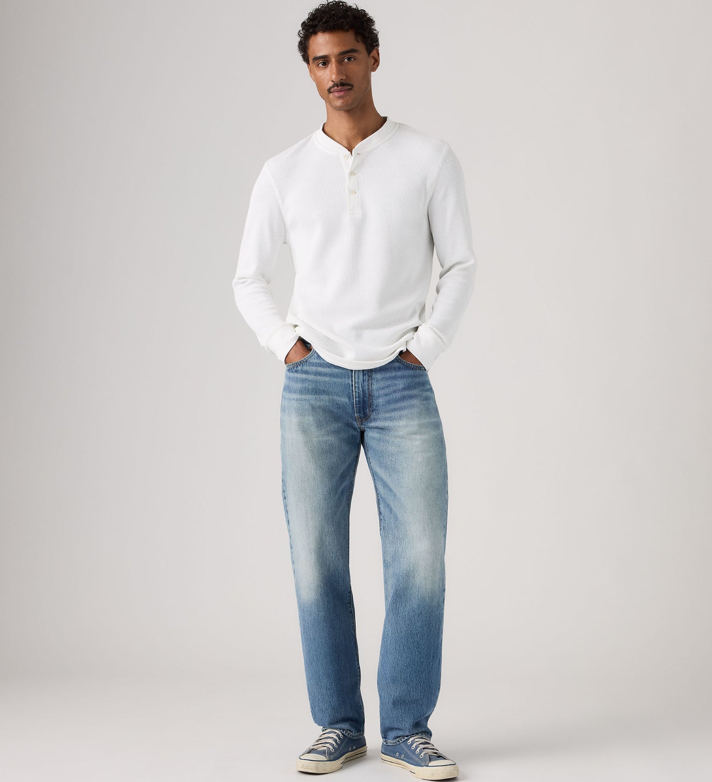 Main 1 - Levi's® Men's 555™ Relaxed Straight Jeans - 000LO0004