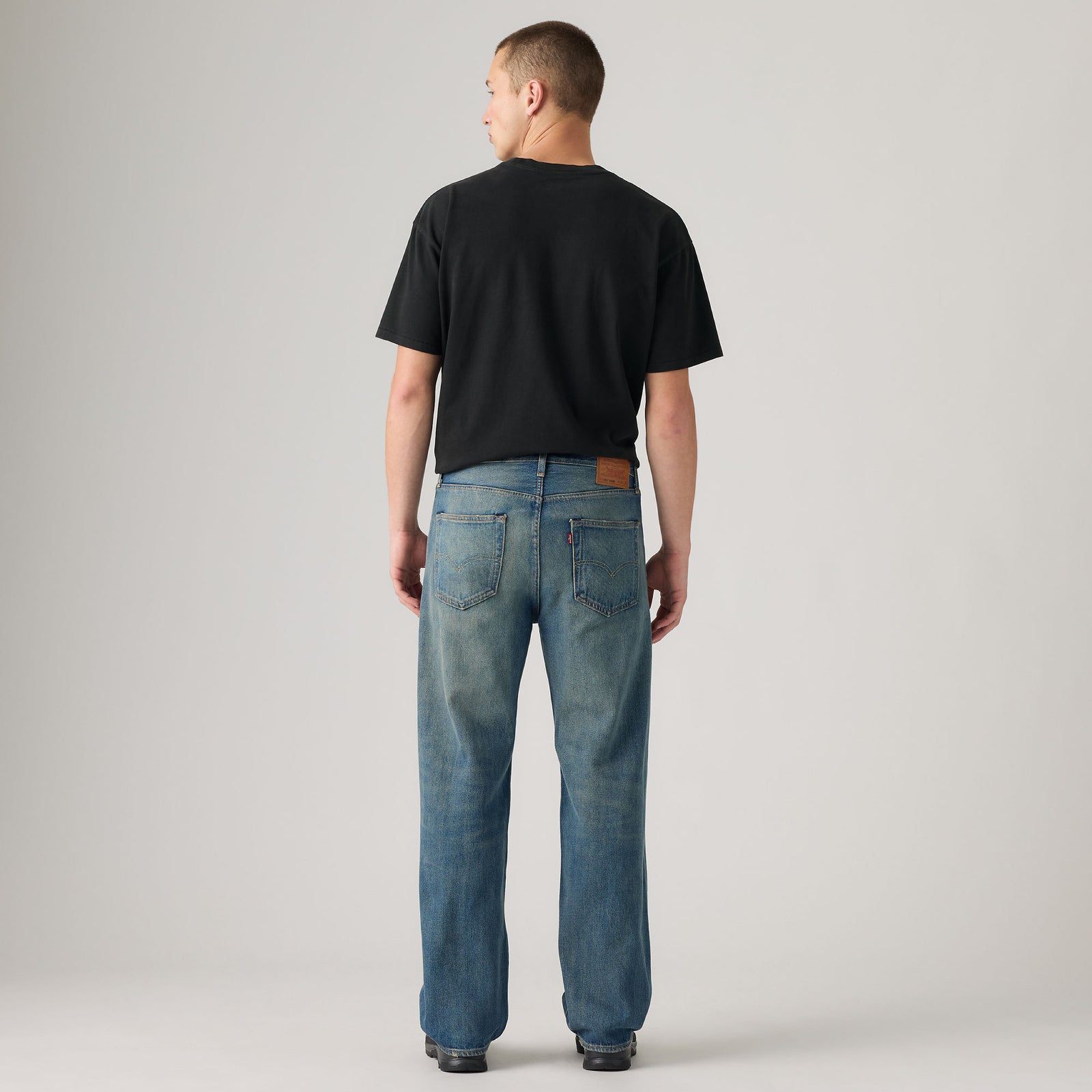 Main 4 - Levi's® Men's 501® Loose Jeans - 0057U0026