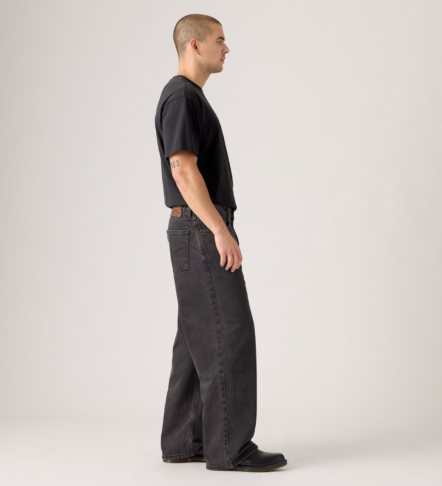 Main 3 - Levi's® Men's Extra Baggy Jeans - 006IC0000