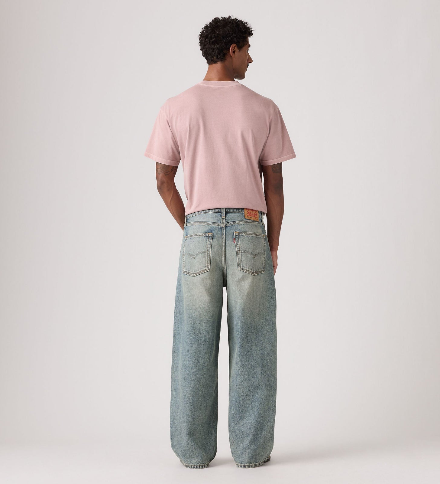 Main 2 - Levi's® Men's Extra Baggy Jeans - 006IC0003