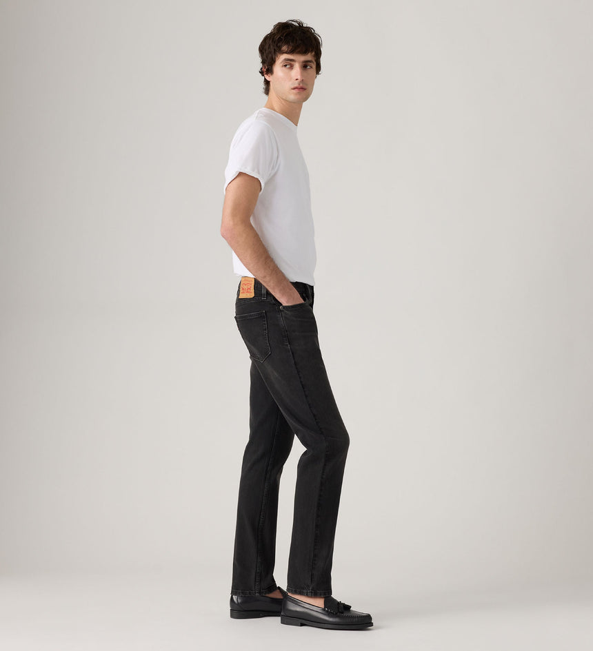Main 3 - Levi's® Men's 511™ Slim Jeans - 045116244