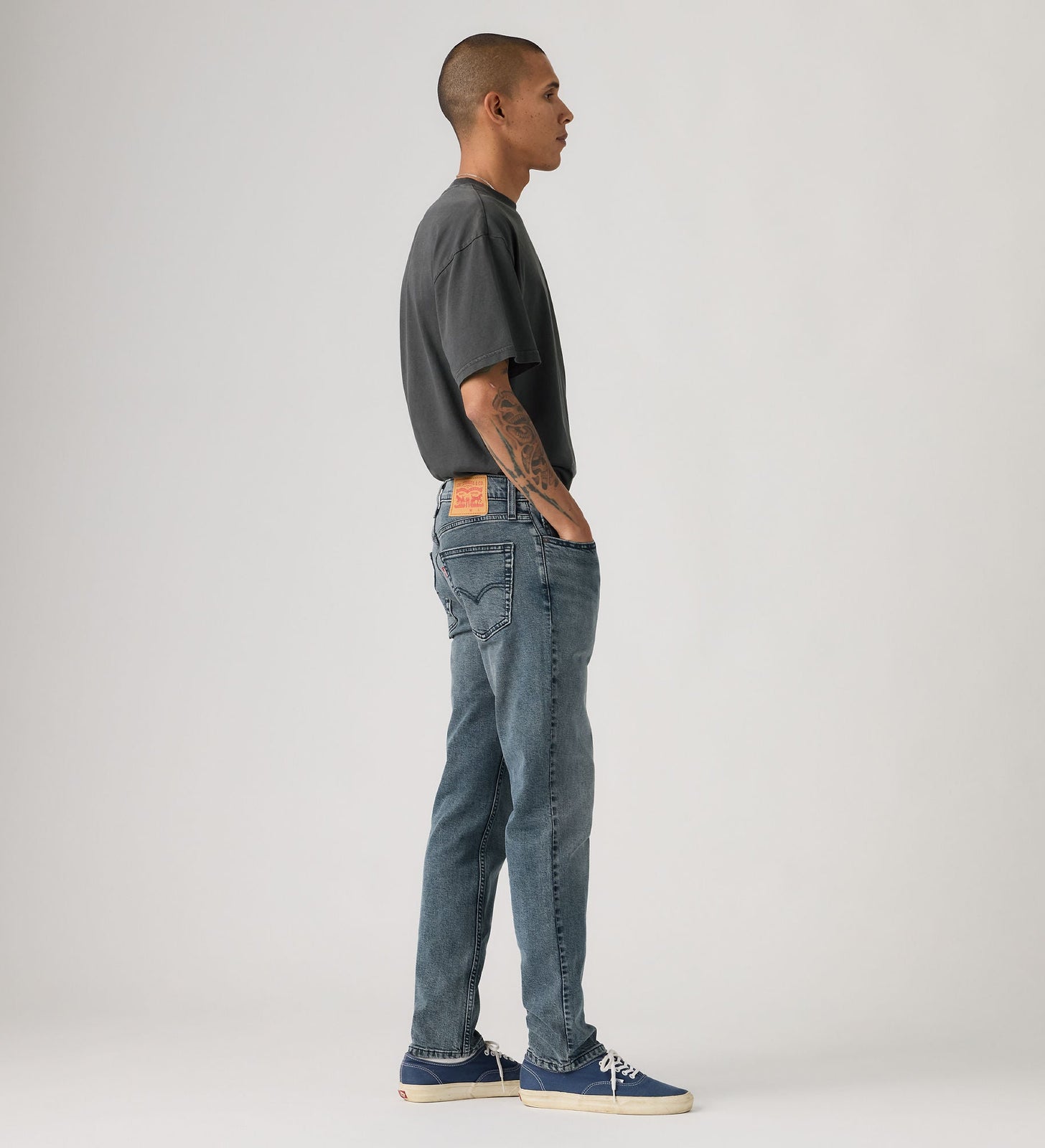 Main 3 - Levi's® Men's 511™ Slim Jeans - 045116330
