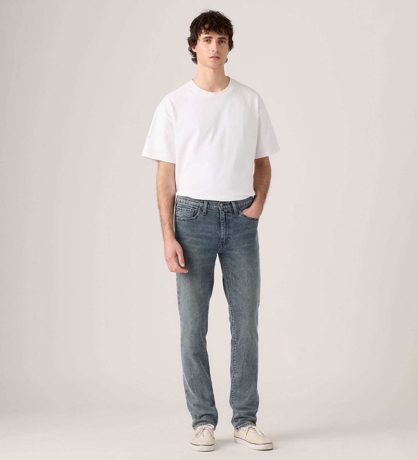 Main 2 - Levi's® Men's 511 Slim Jeans - 045116515