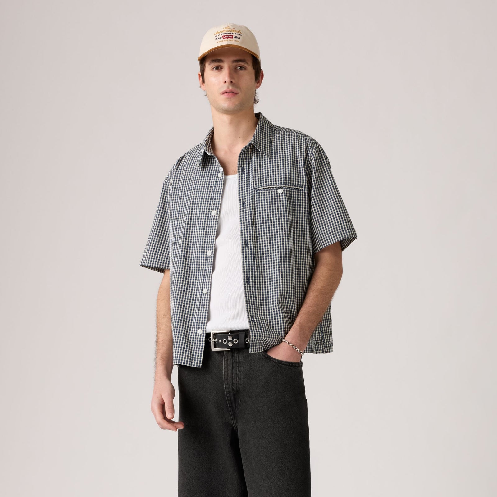 Main 1 - Levi's® Men's Short-Sleeve Zandt Cropped Shirt - 003NV0002