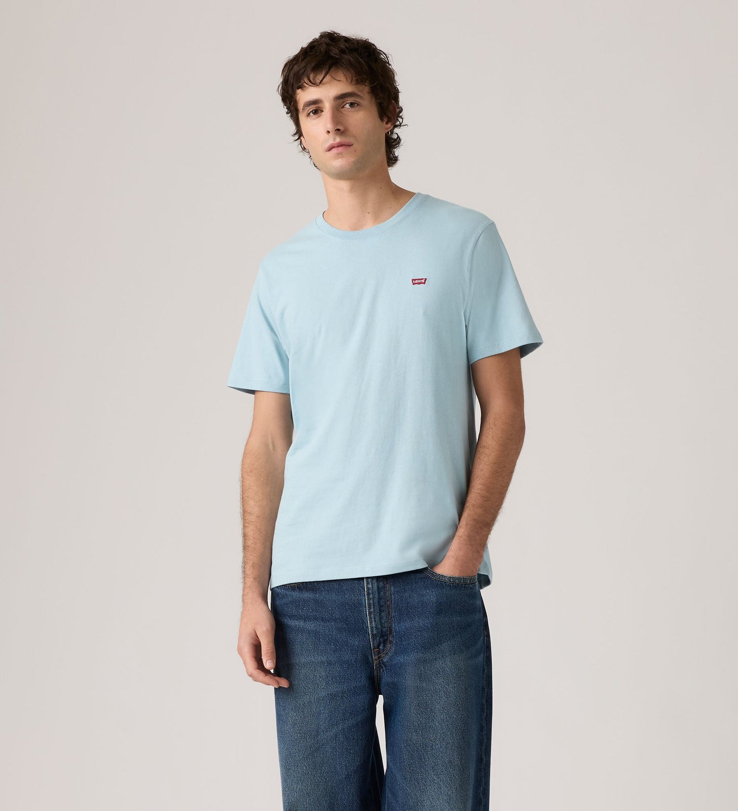 Main 1 - Levi's® Men's Original Housemark T-Shirt - 566050304