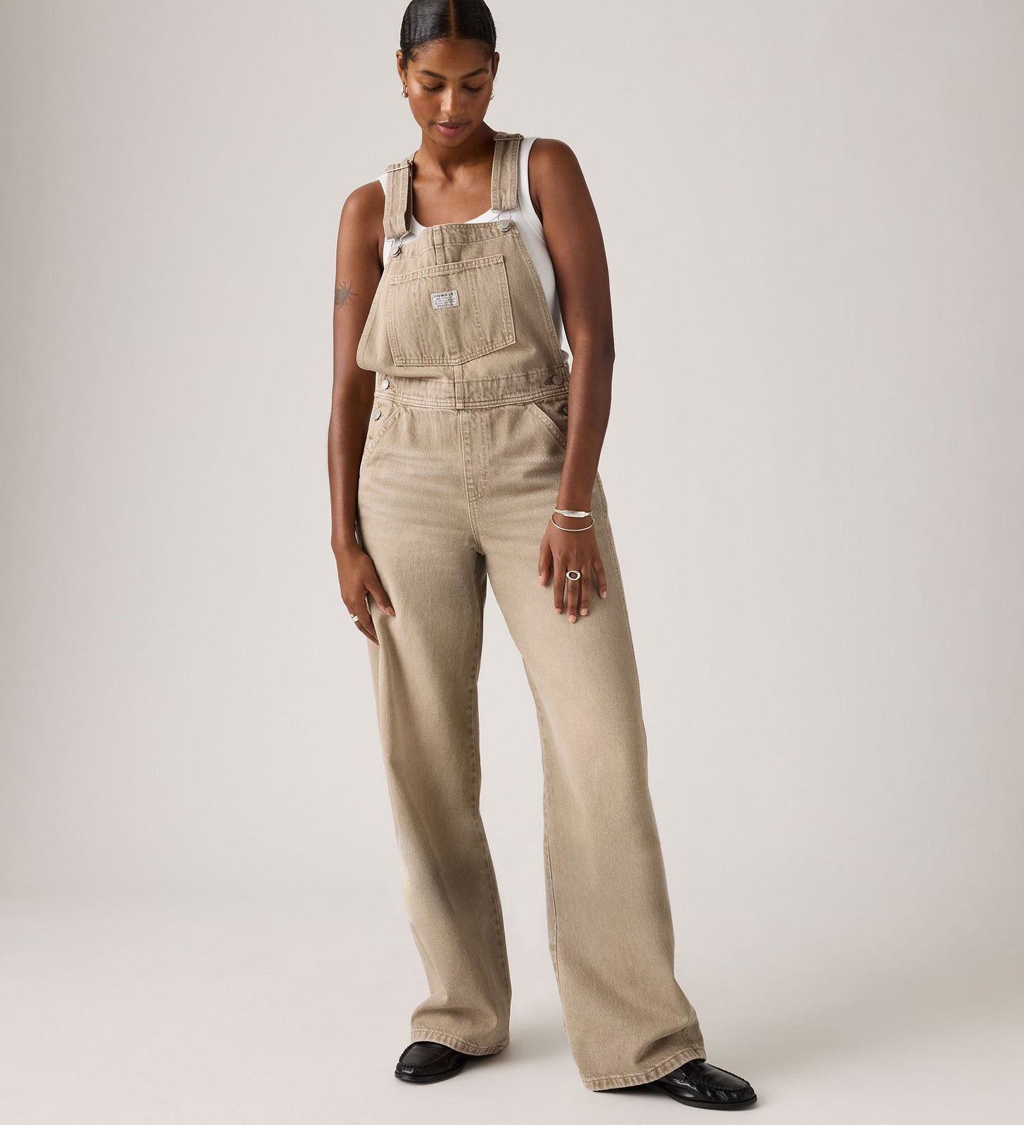 Main 4 - Levi's® Women's Baggy Overalls - 000UG0005