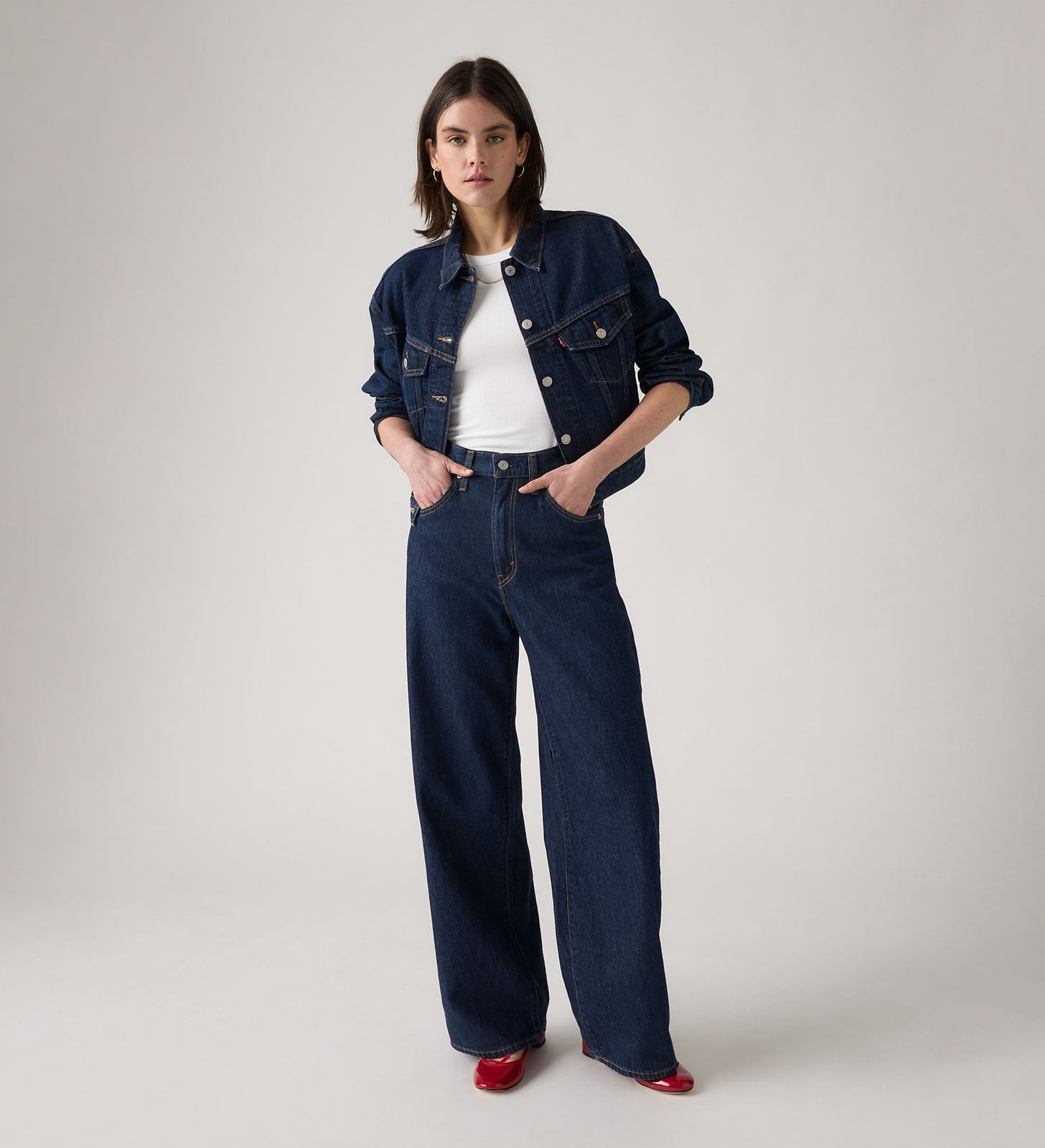 Main 4 - Levi's® Women's Cinch Baggy Jeans - 001UP0016