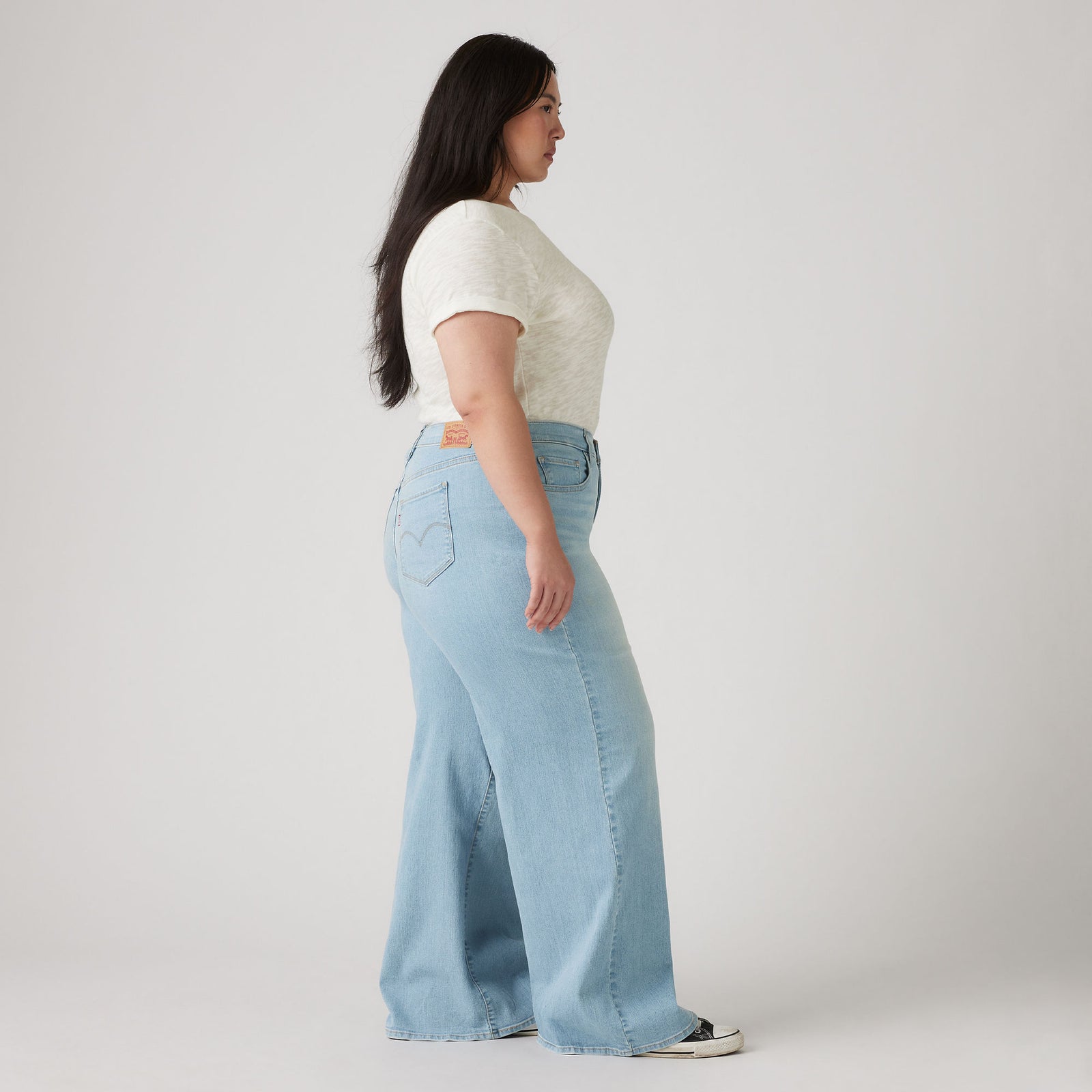 Main 3 - Levi's® Women's 318 Shaping Wide-Leg Jeans (Plus Size) - 0033F0001
