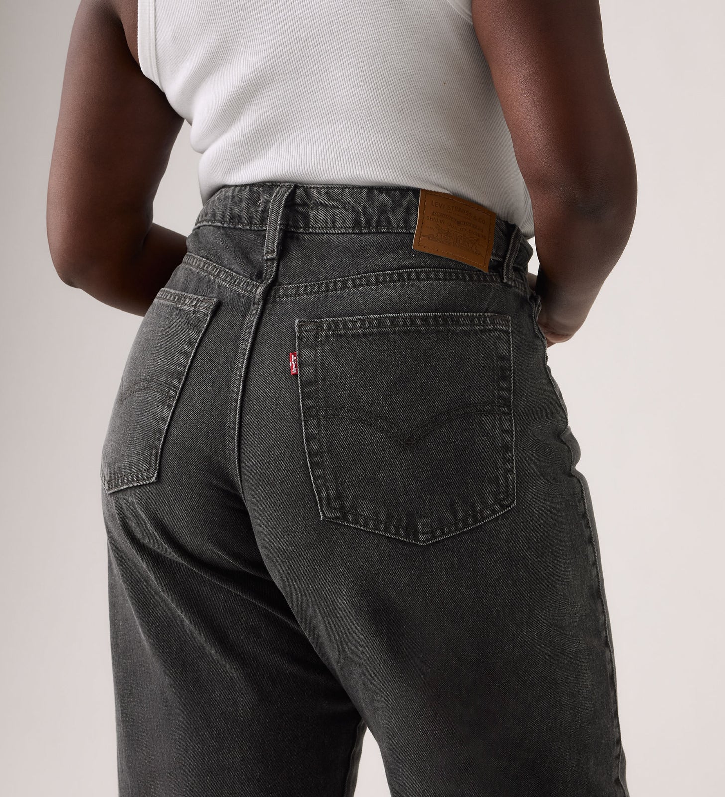 Main 10 - Levi's® Women's Baggy Dad Barrel Jeans - 0039A0000
