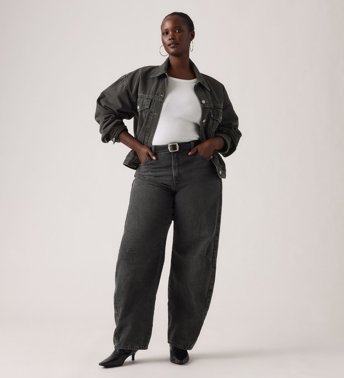 Main 6 - Levi's® Women's Baggy Dad Barrel Jeans - 0039A0000