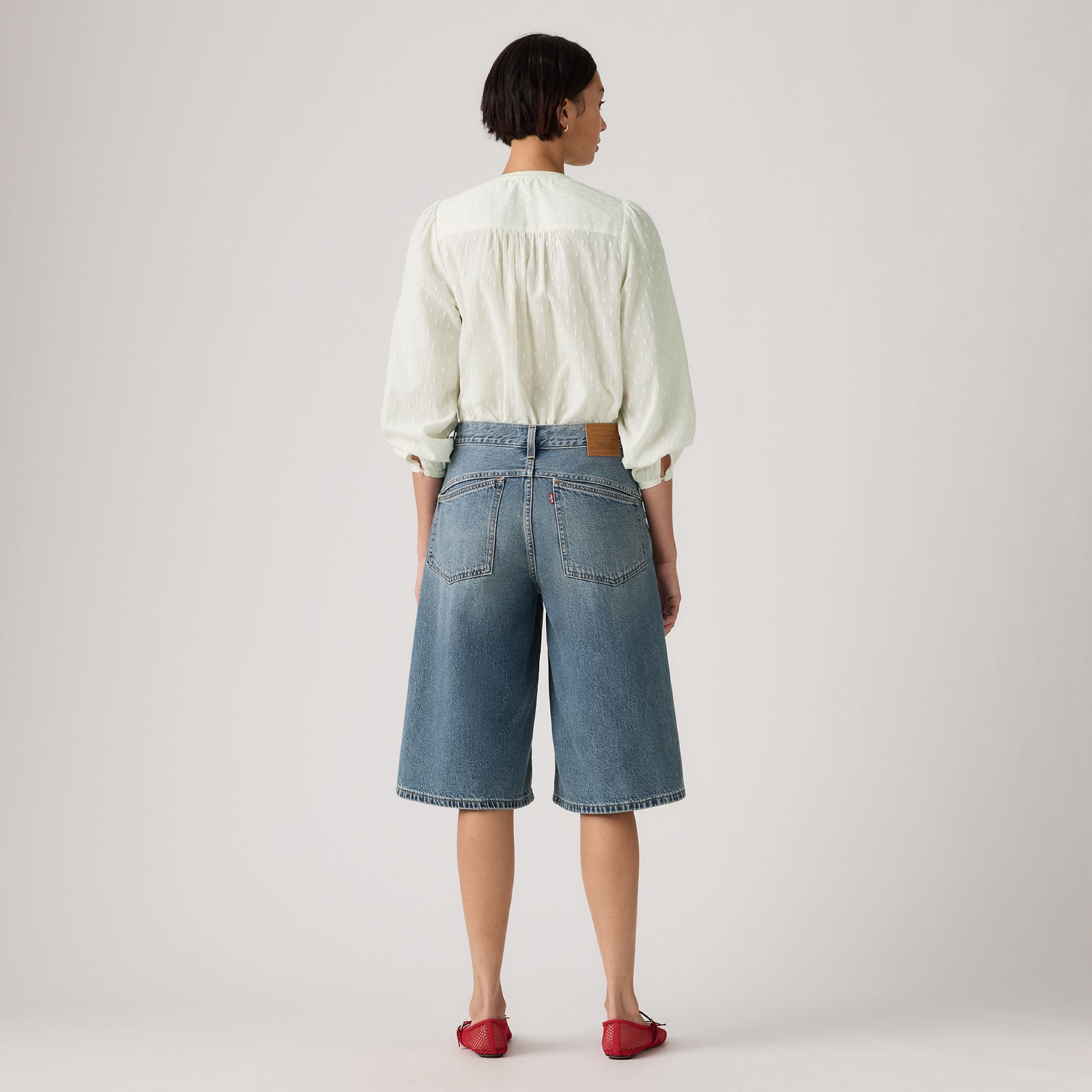 Main 4 - Levi's® Women's Super Baggy Jorts - 005DT0002