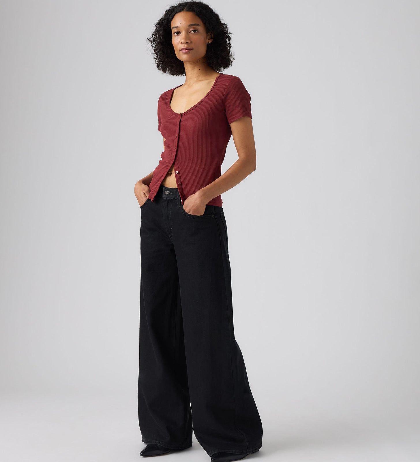 Main 4 - Levi's® Women's Middy Wide-Leg Jeans - 0081Z0000