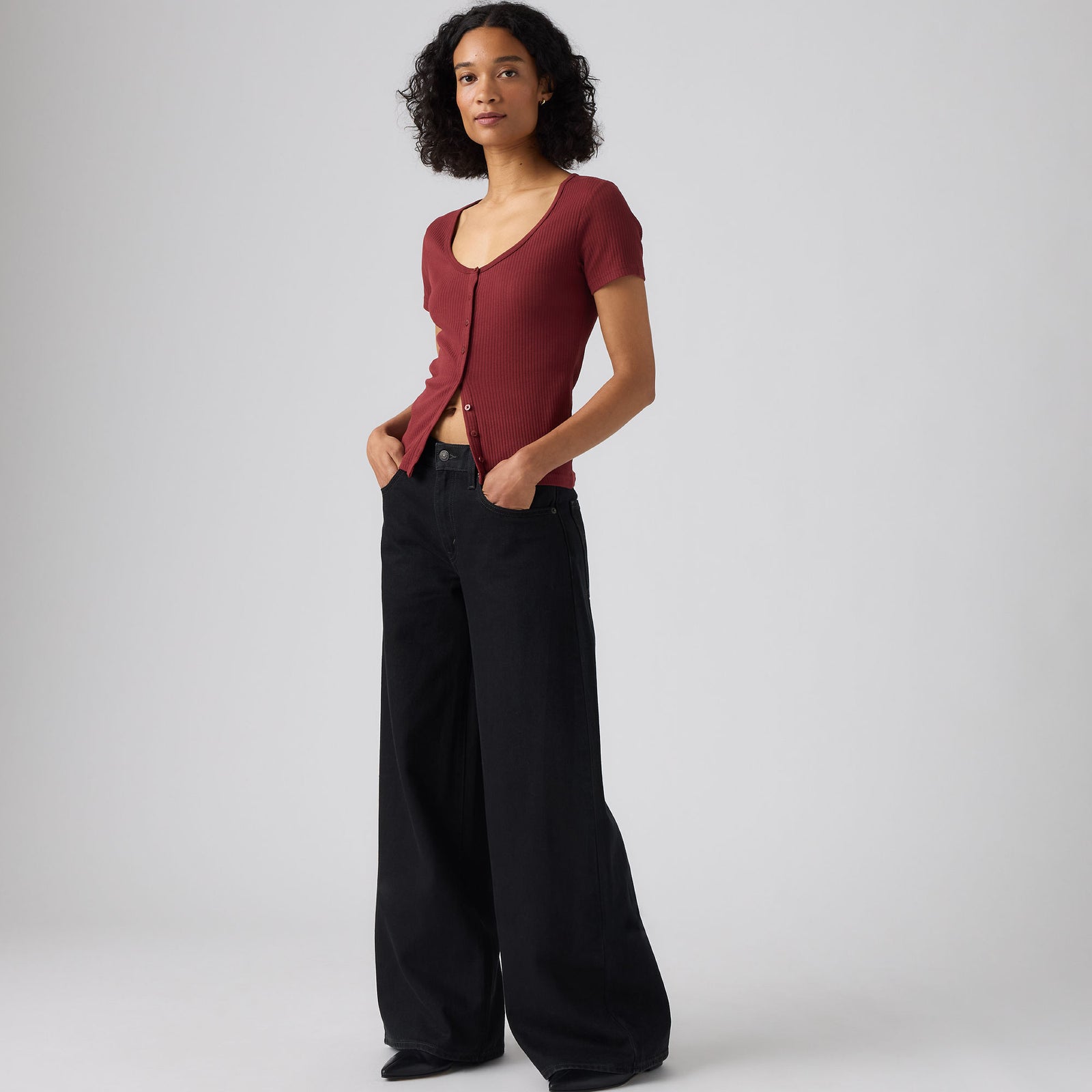 Main 4 - Levi's® Women's Middy Wide-Leg Jeans - 0081Z0000