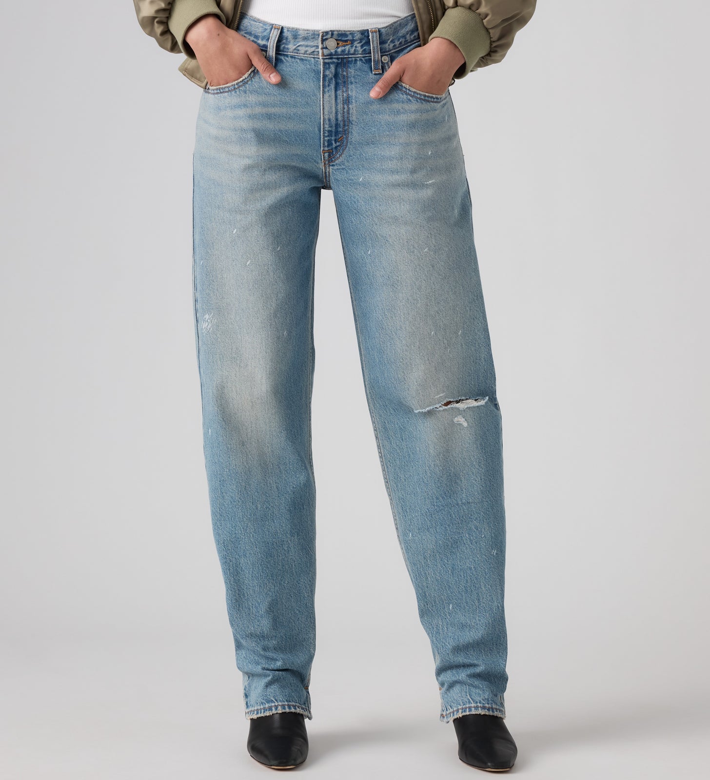 Main 4 - Levi's® Women's Loose Taper Jeans - 0083N0002