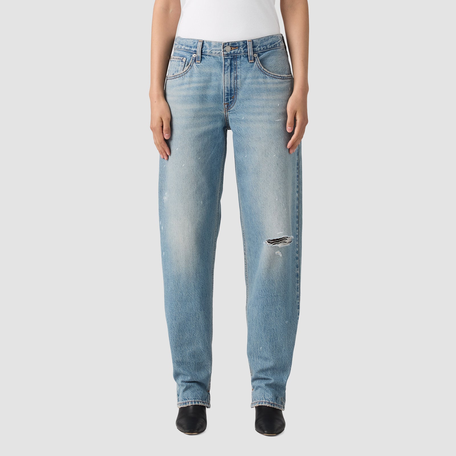 Main 3 - Levi's® Women's Loose Taper Jeans - 0083N0002