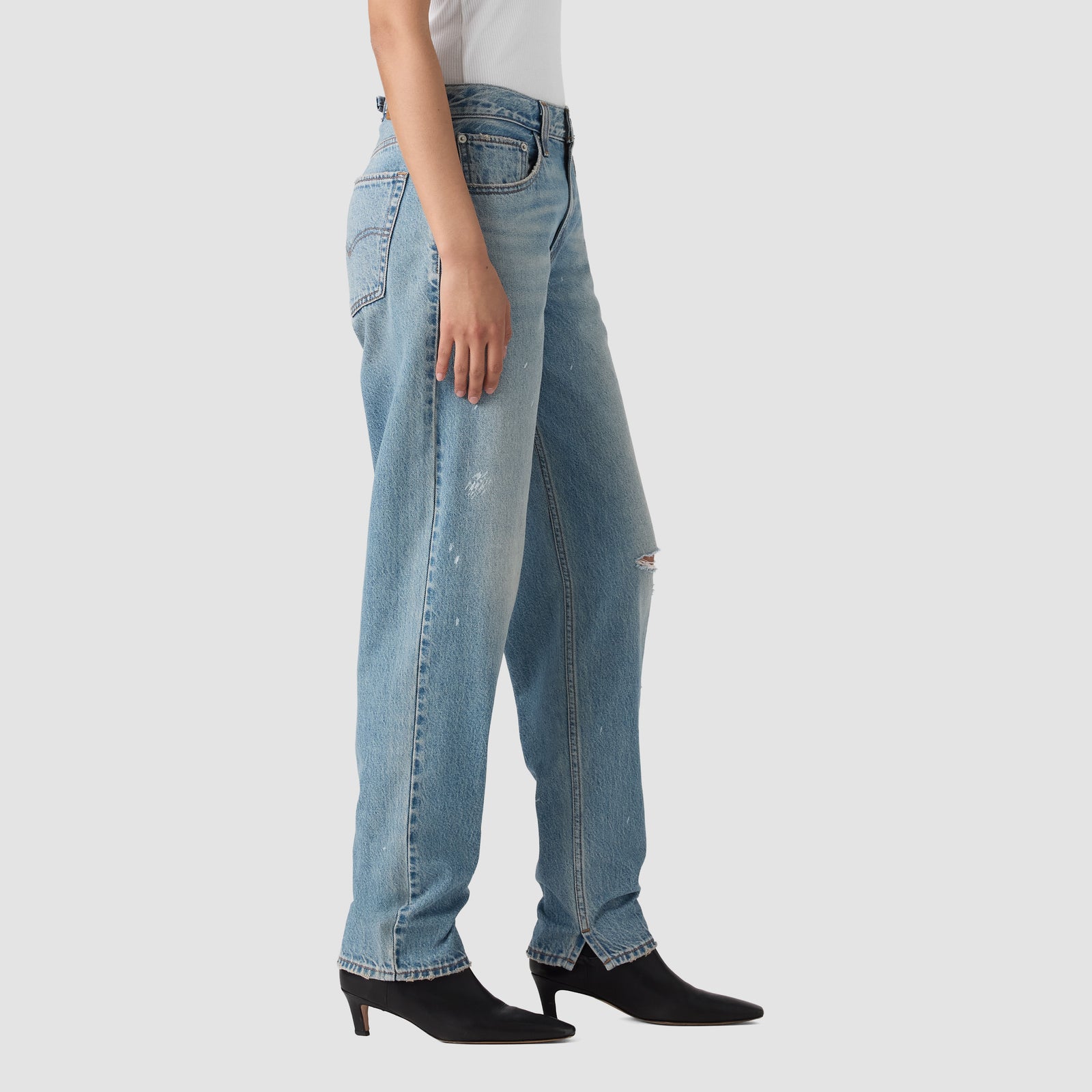 Main 5 - Levi's® Women's Loose Taper Jeans - 0083N0002