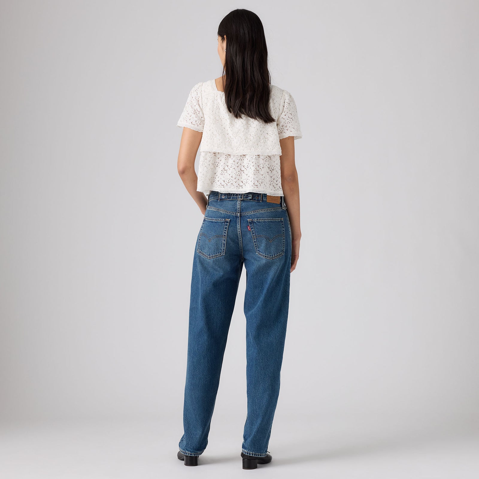 Main 3 - Levi's® Women's Loose Taper Jeans - 0083N0008