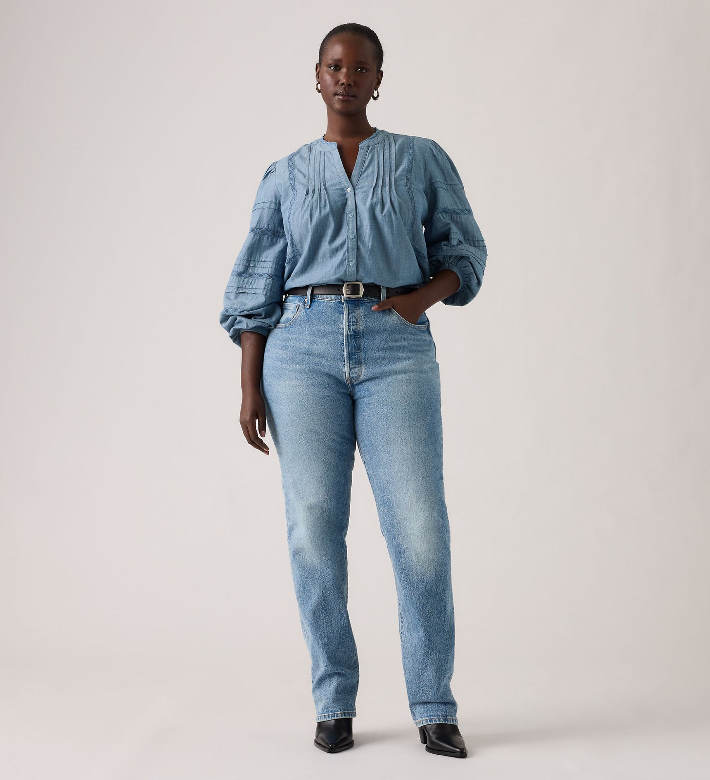 Main 6 - Levi's® Women's 501® Original Jeans - 125010415