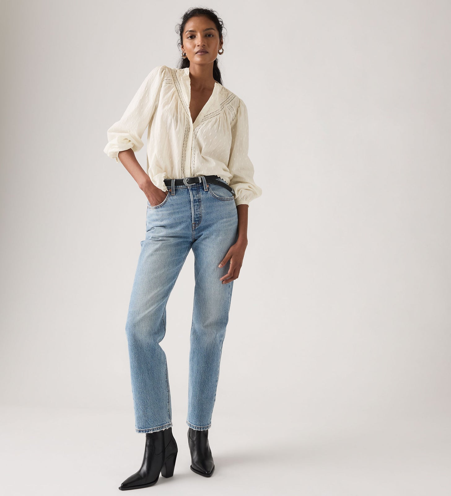 Main 1 - Levi's® Women's 501® Original Jeans - 125010653
