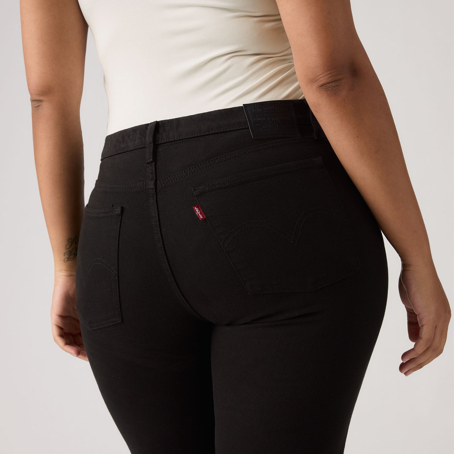 Levi's® Women's Wedgie Straight Jeans