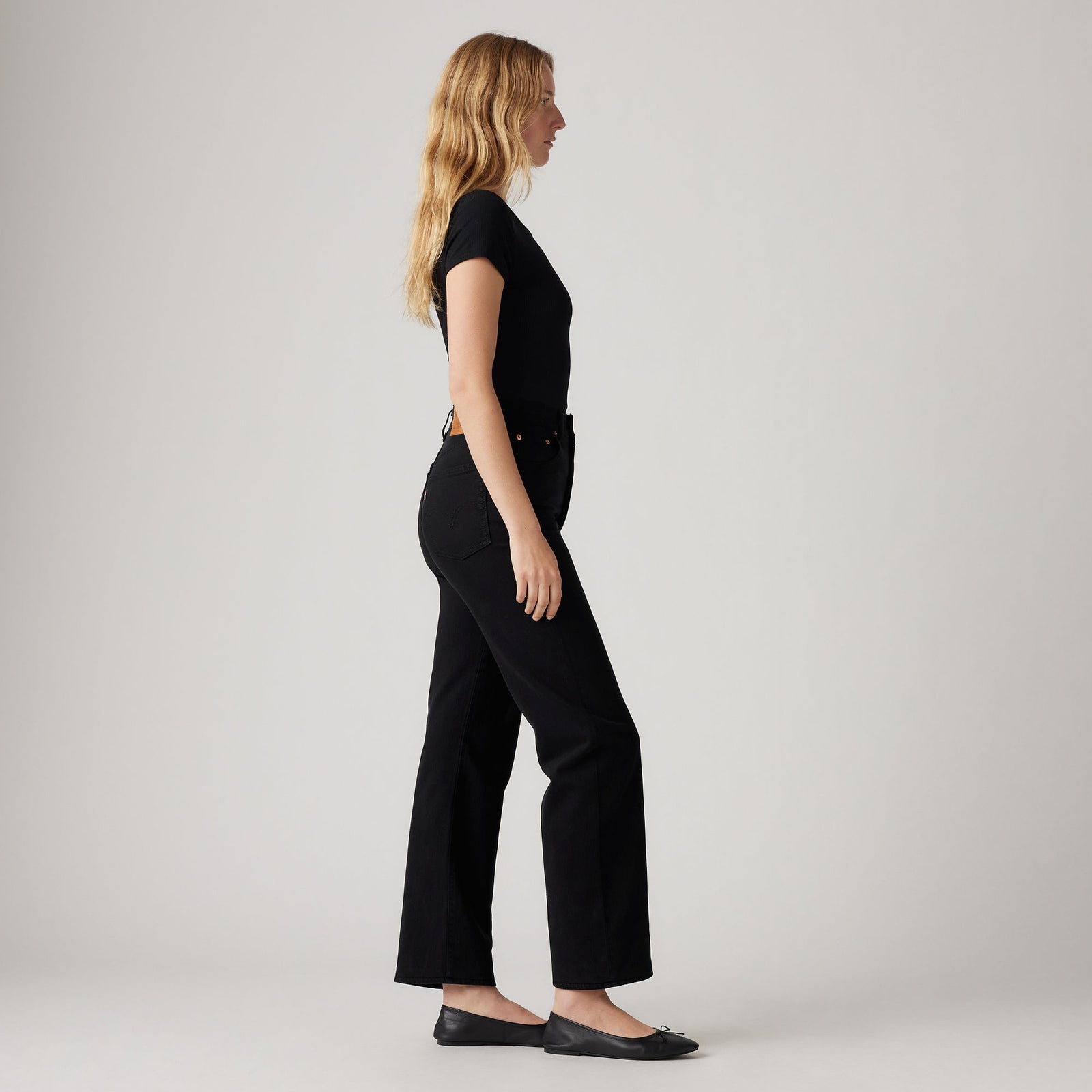 Main 3 - Levi's® Women's Ribcage Straight Ankle Jeans - 726930012